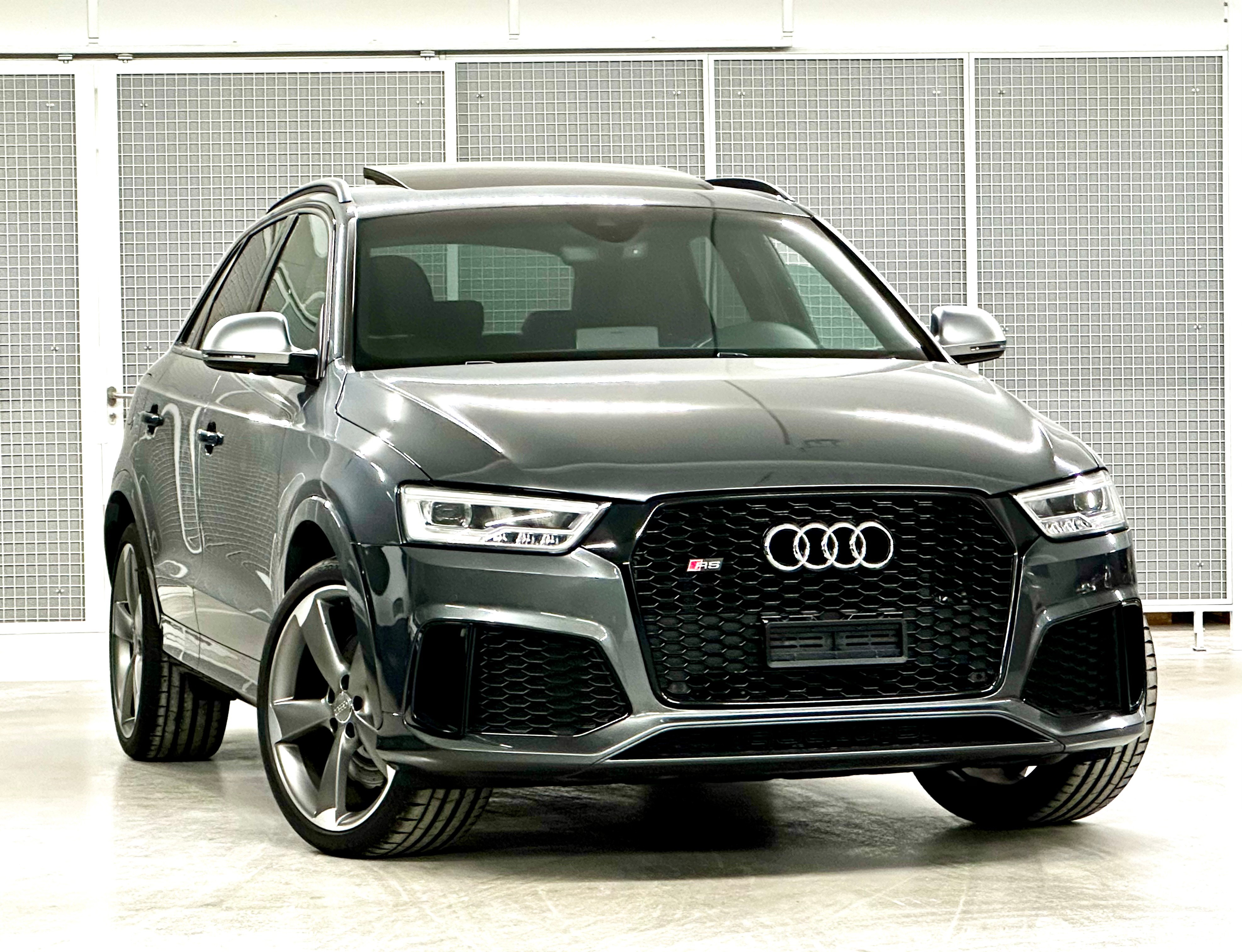 AUDI RS Q3 2.5 TFSI quattro S-tronic