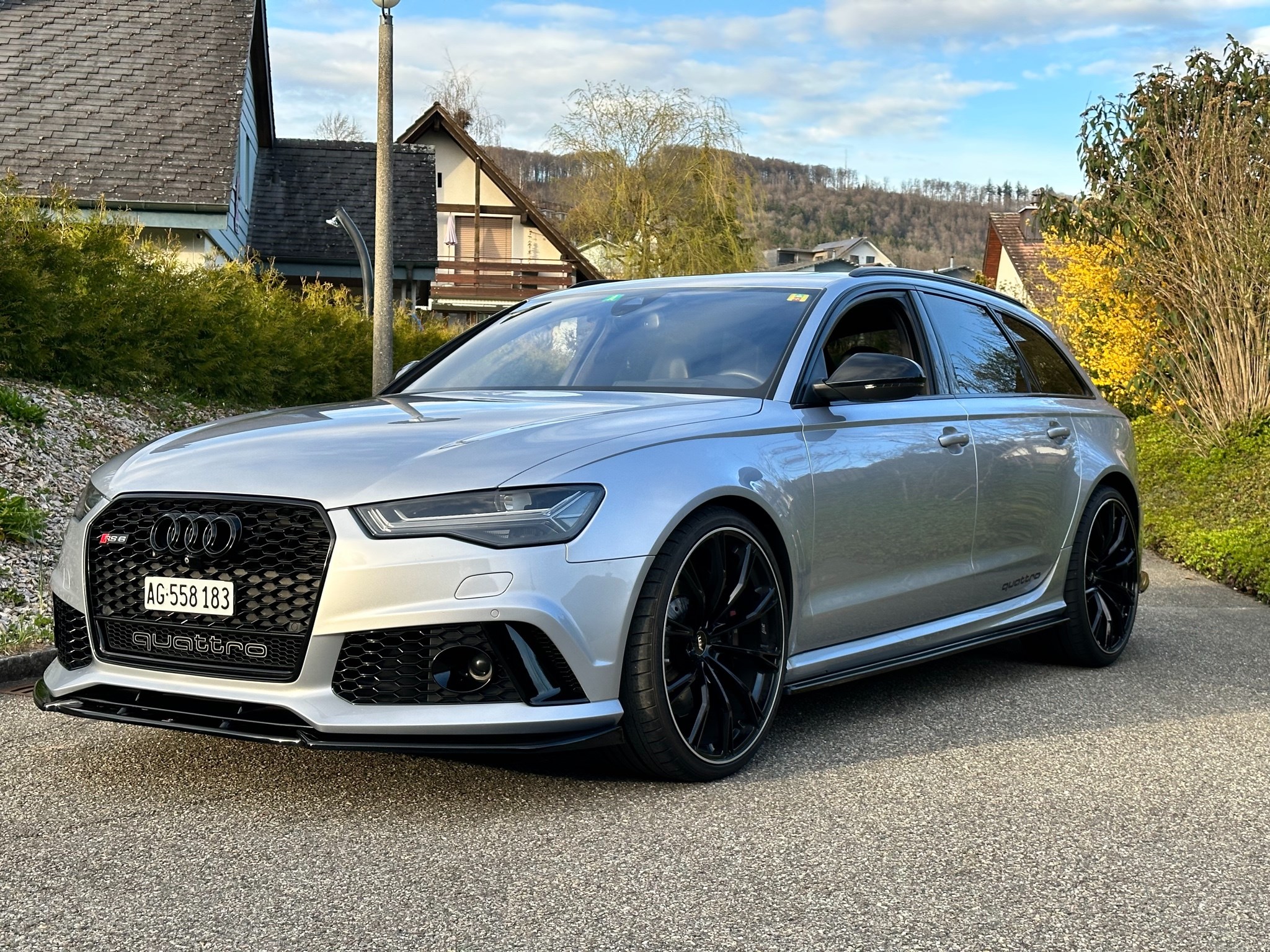 AUDI RS6 Avant 4.0 TFSI V8 performance quattro