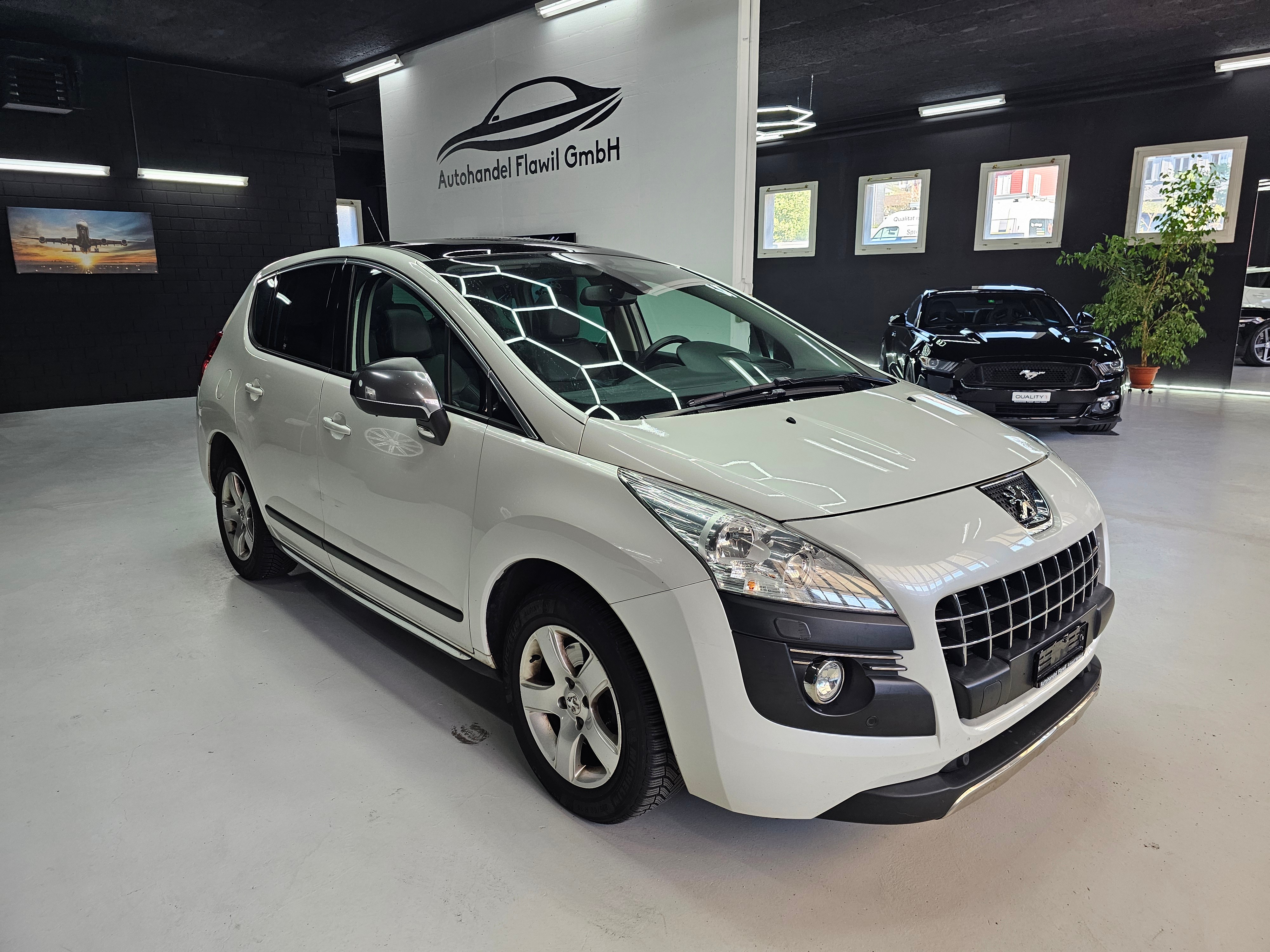 PEUGEOT 3008 1.6 16V T Sport Pack Tiptronic