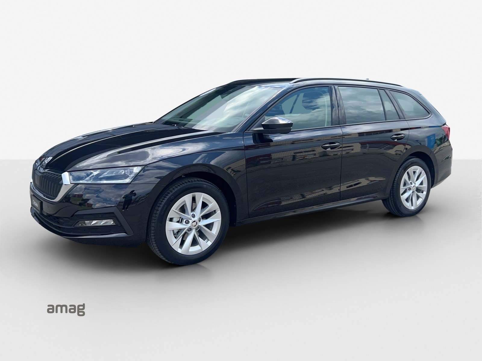 SKODA Octavia Combi 1.5 TSI mHEV DSG Ambition