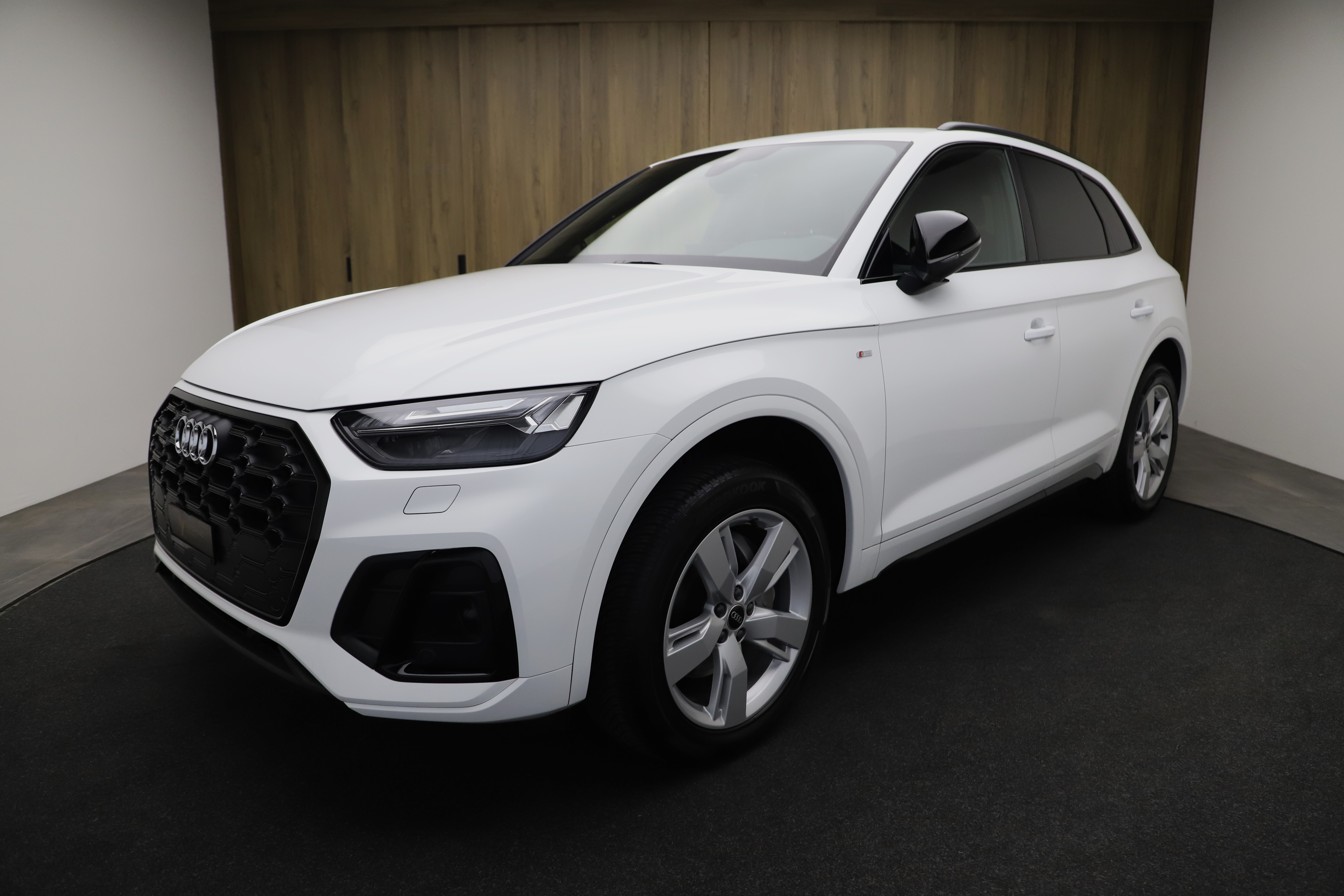 AUDI Q5 40 TFSI S line quattro S-tronic