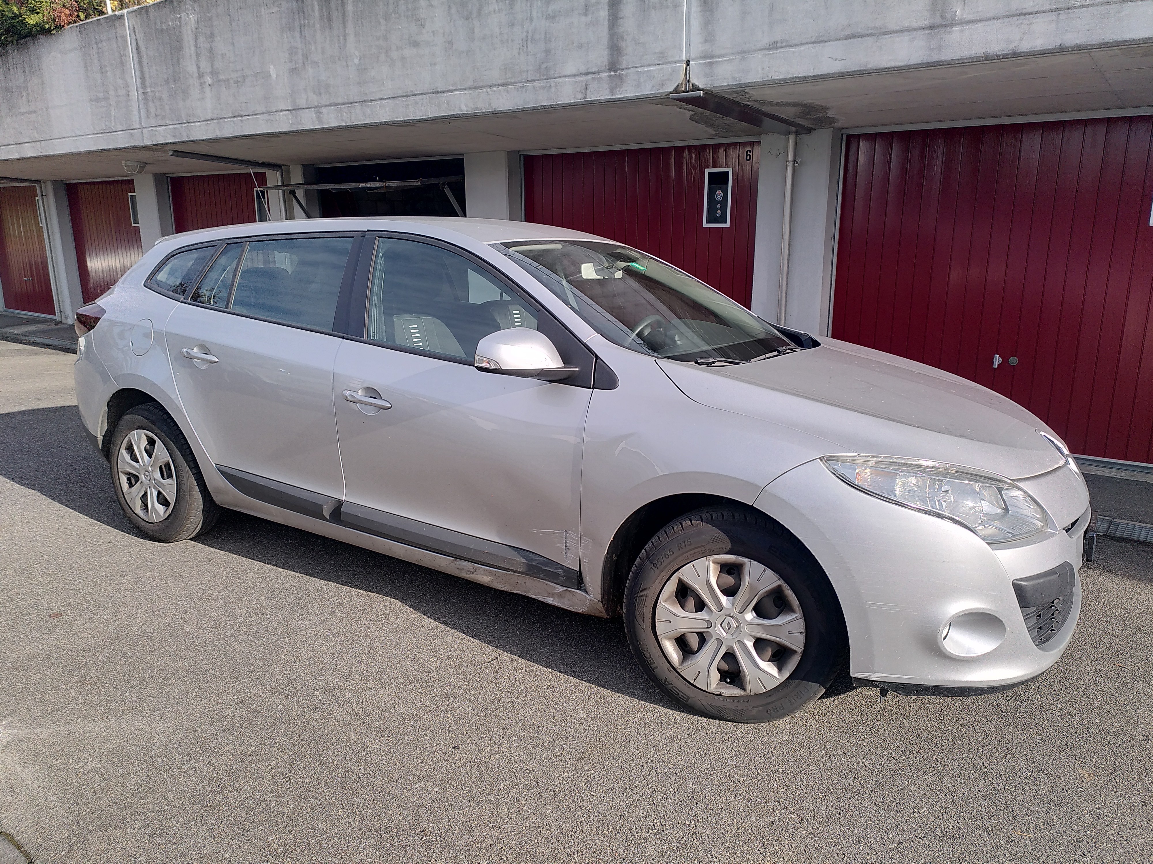 RENAULT Mégane Grandtour 1.4 16V Turbo Dynamique