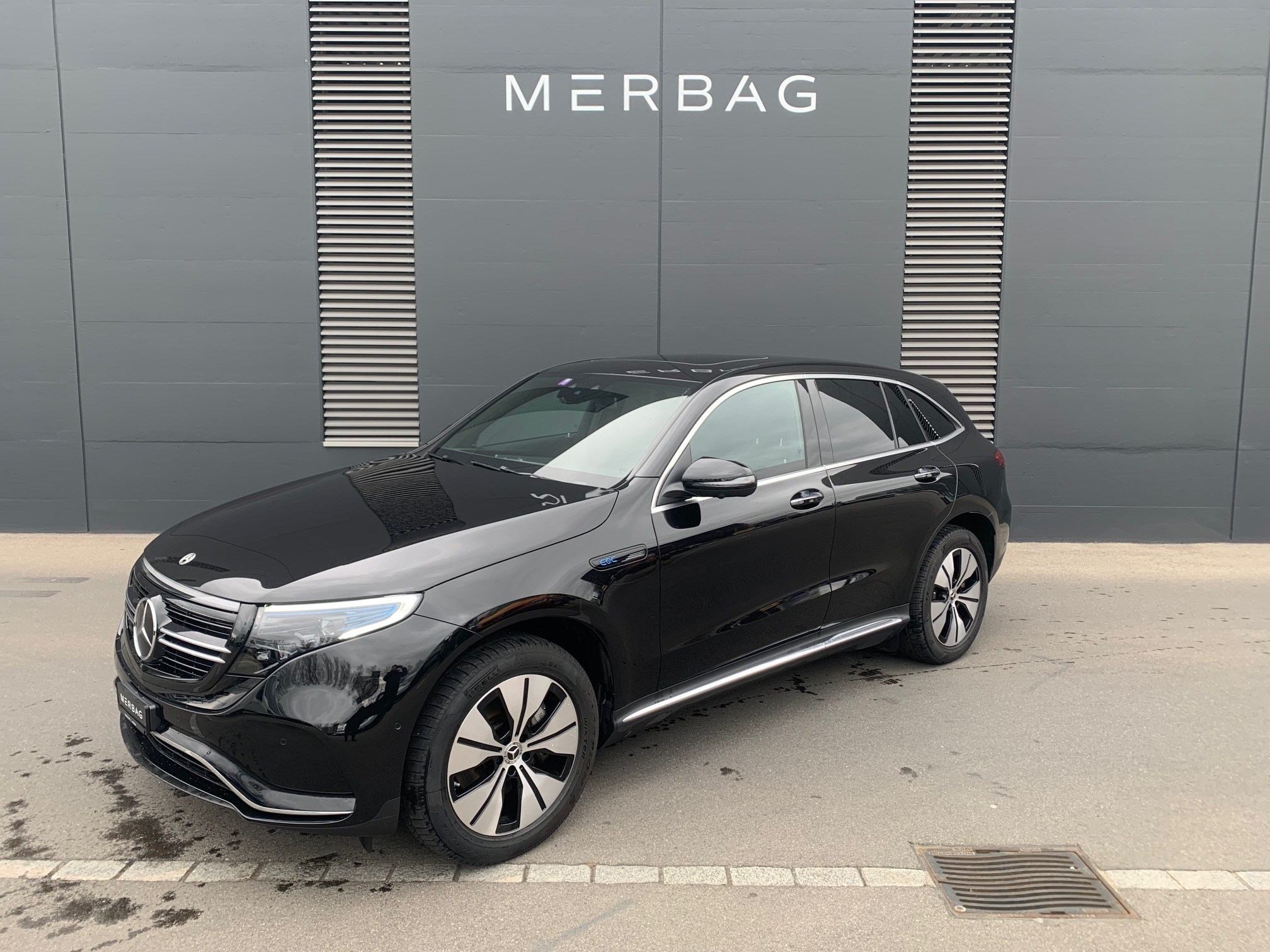 MERCEDES-BENZ EQC 400 AMG Line 4Matic