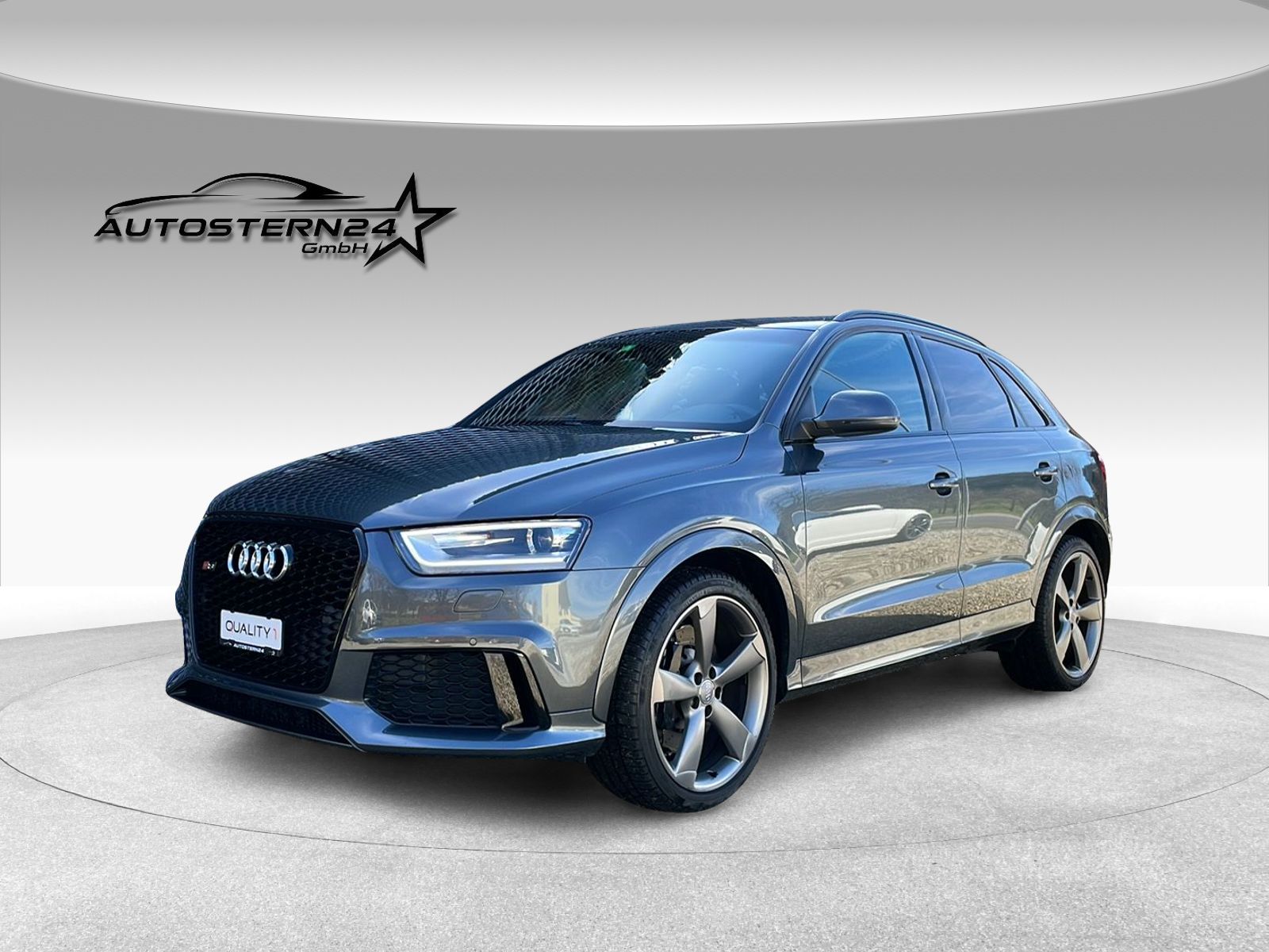 AUDI RS Q3 2.5 TFSI quattro S-tronic