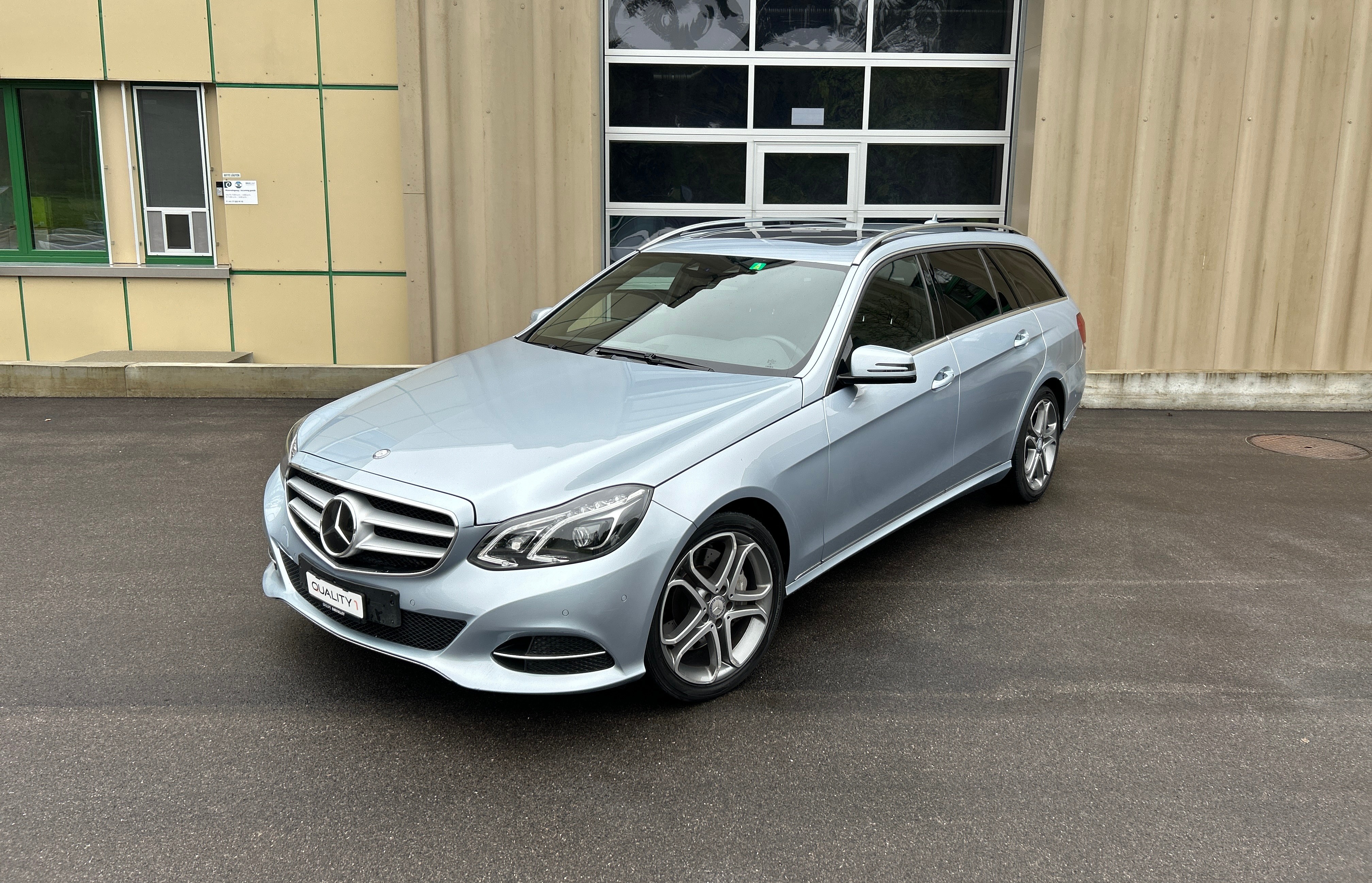 MERCEDES-BENZ E 350 BlueTEC Avantgarde 4Matic 7G-Tronic