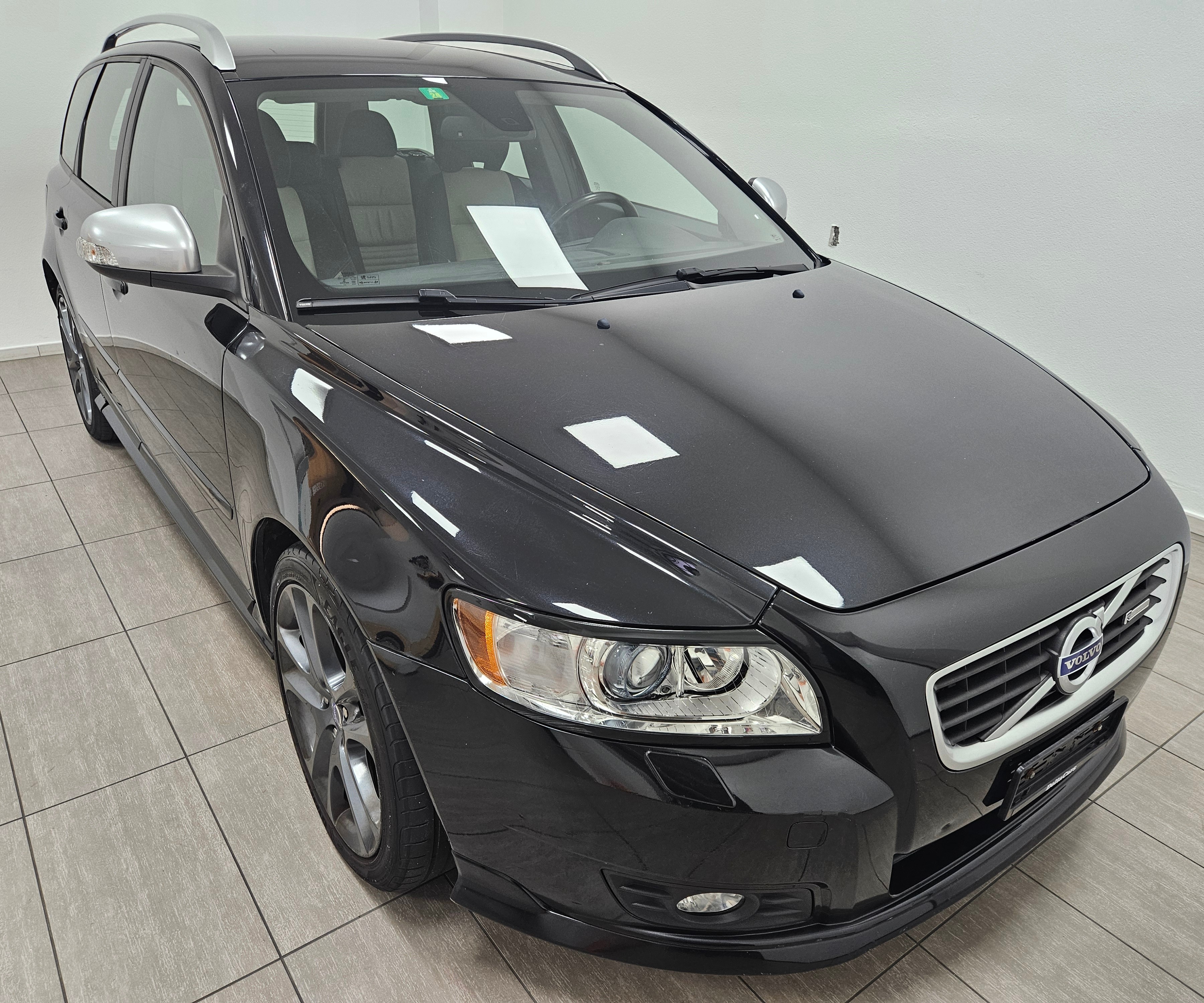 VOLVO V50 D4 R-Design Geartronic