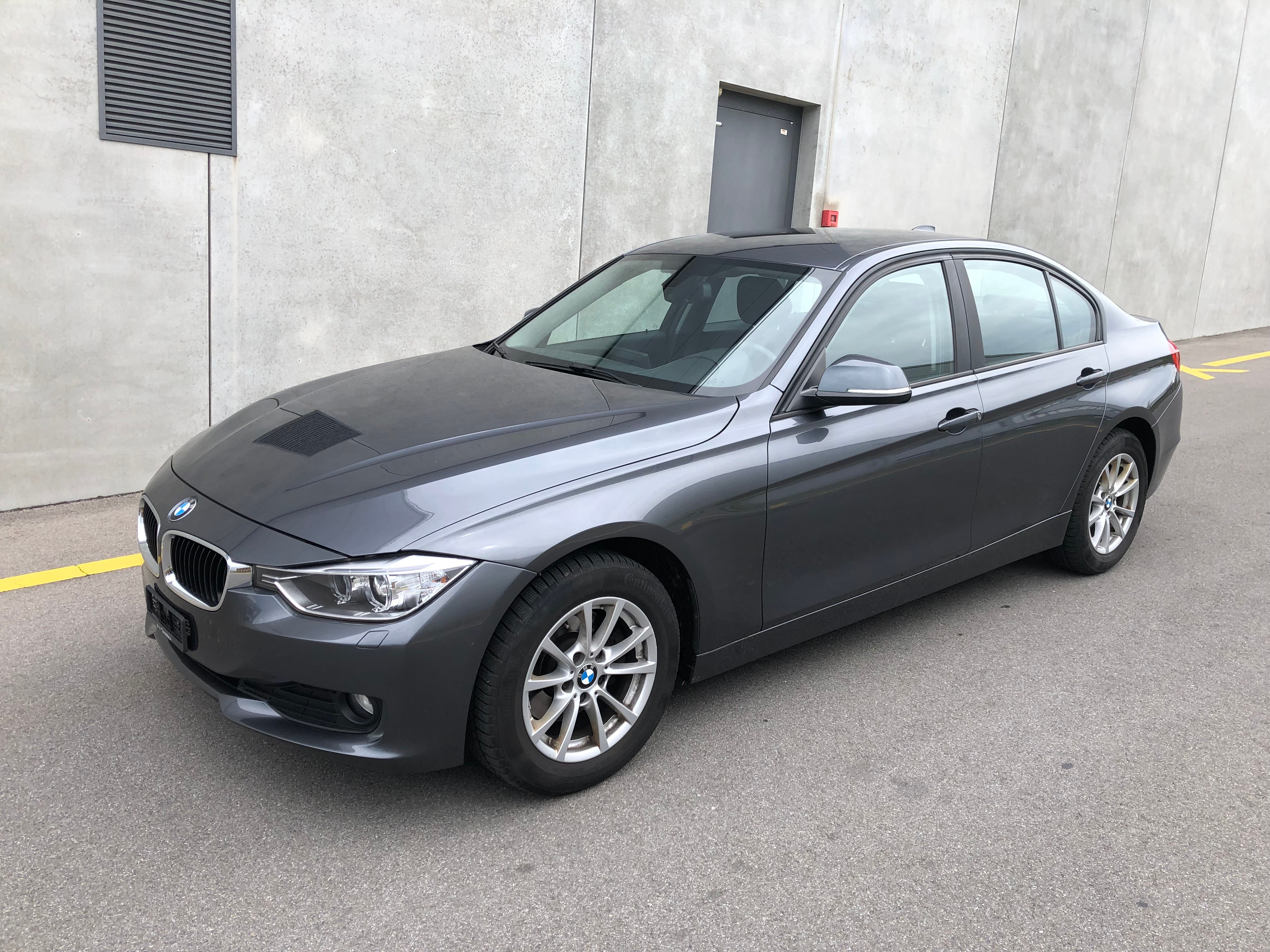 BMW 320d xDrive Steptronic (12)