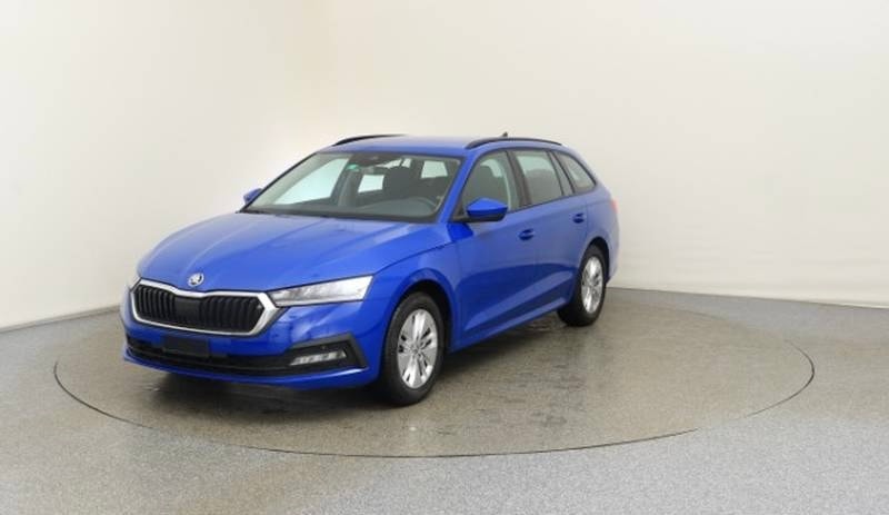 SKODA Octavia Combi 2.0 TDI DSG Ambition