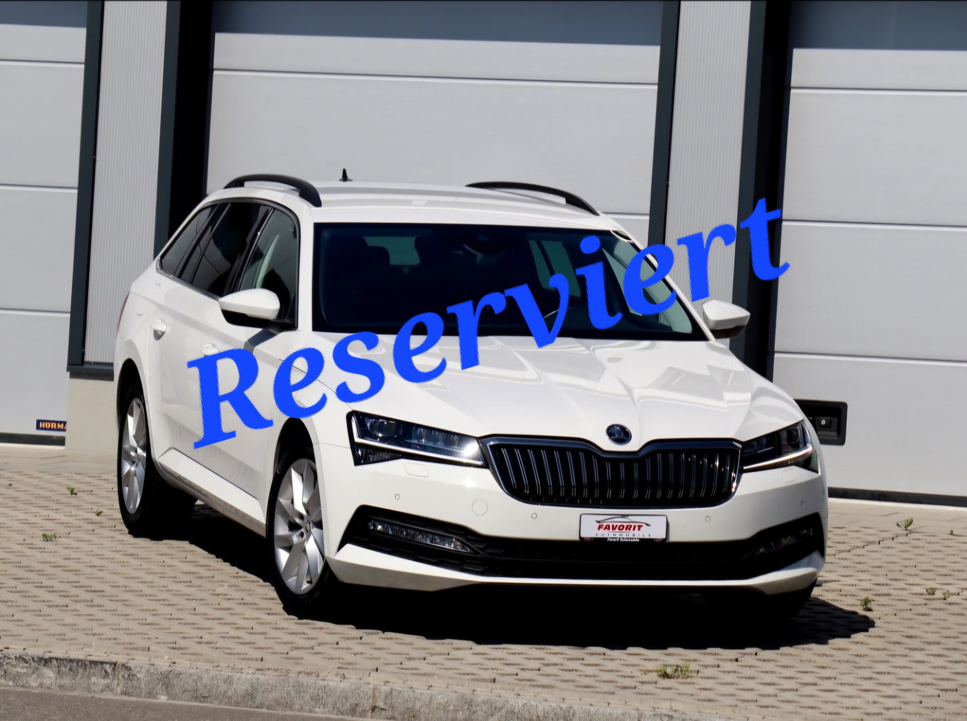 SKODA Superb Combi 2.0 TDi Ambition DSG (CH)