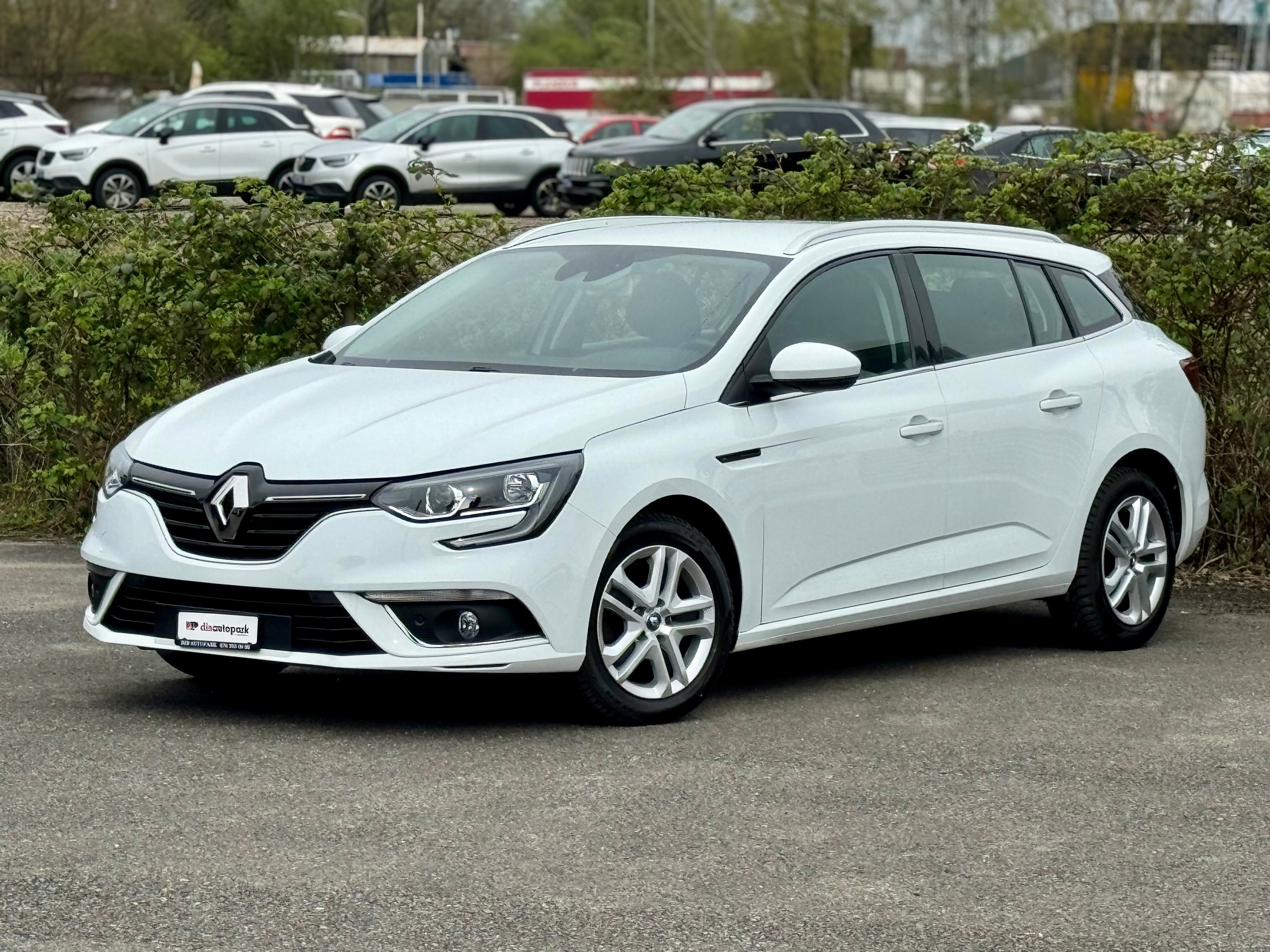 RENAULT Mégane Grandtour 1.5 dCi Zen EDC