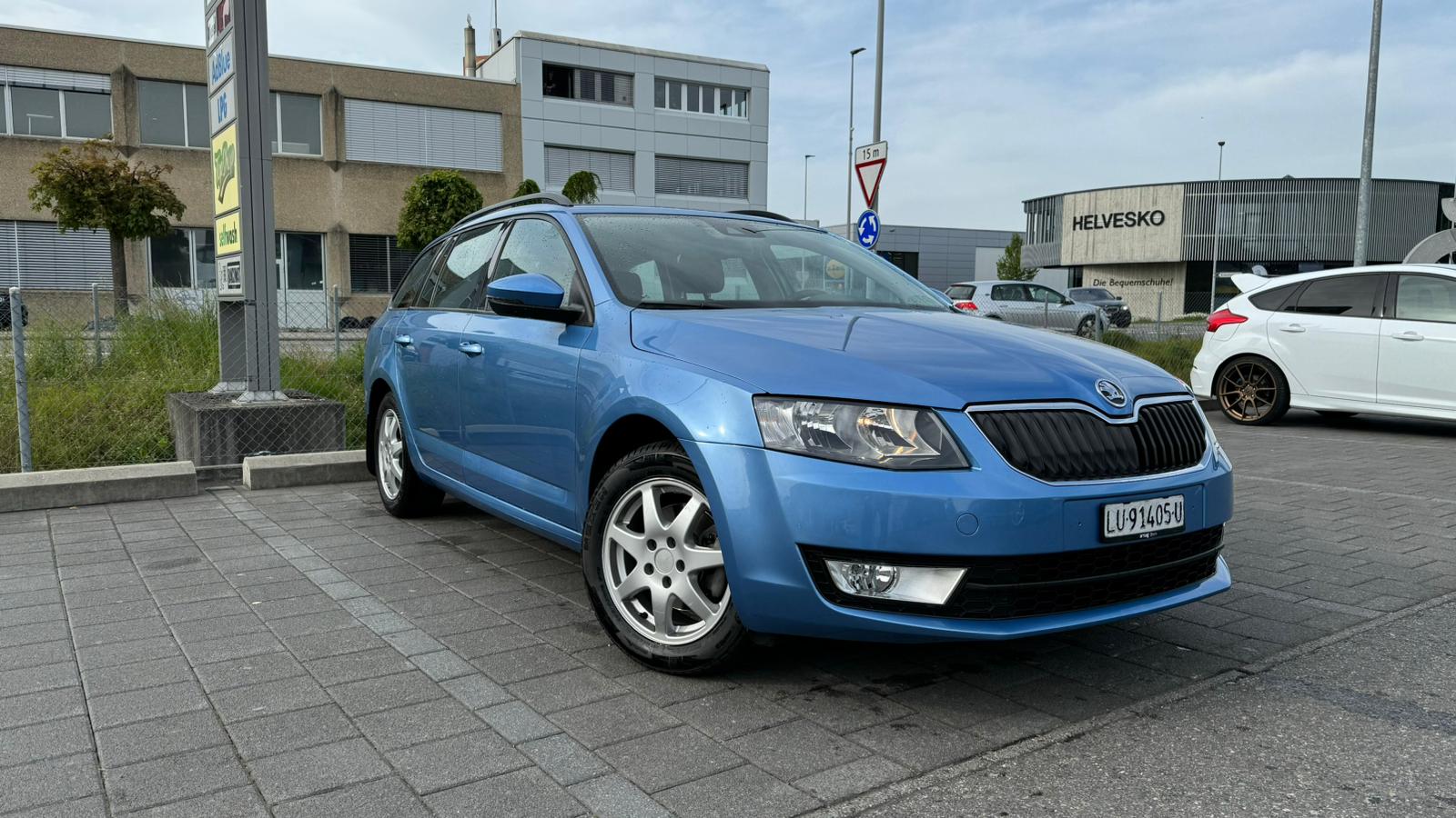 SKODA Octavia Combi 1.4 TSI Fresh DSG