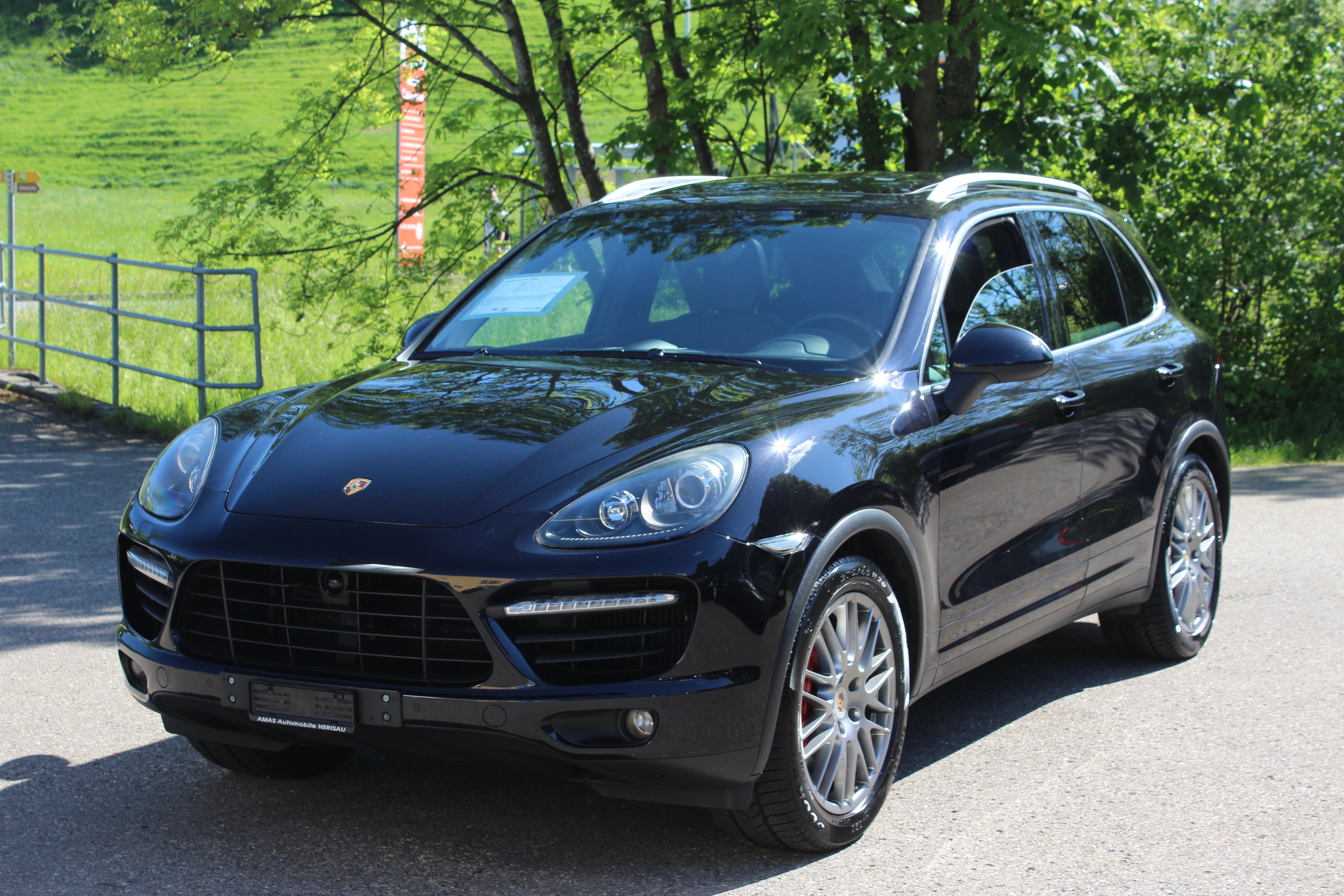 PORSCHE Cayenne Turbo