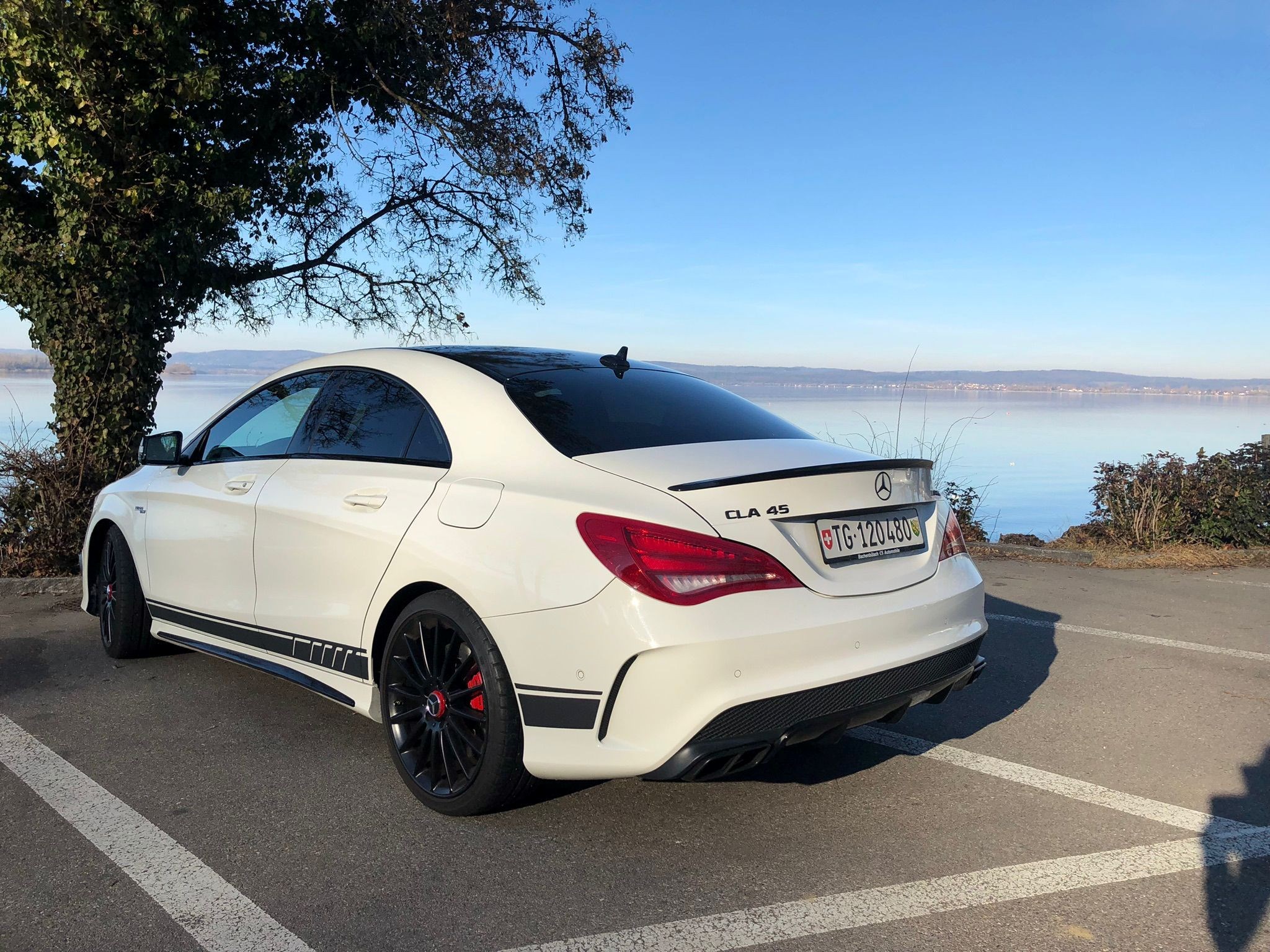 MERCEDES-BENZ CLA 45 AMG 4Matic Speedshift