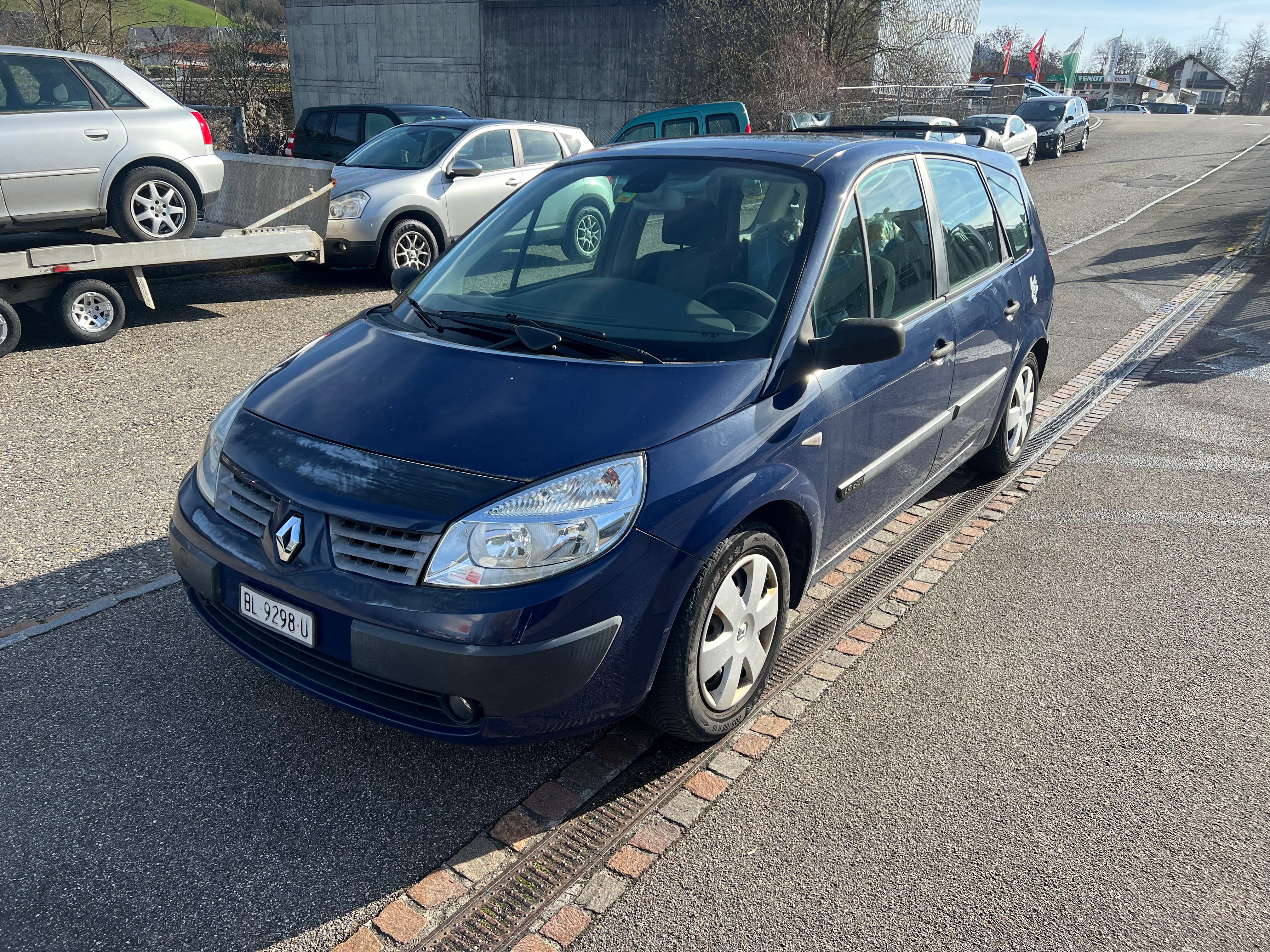 RENAULT Grand Scénic 1.9 dCi Dynamique