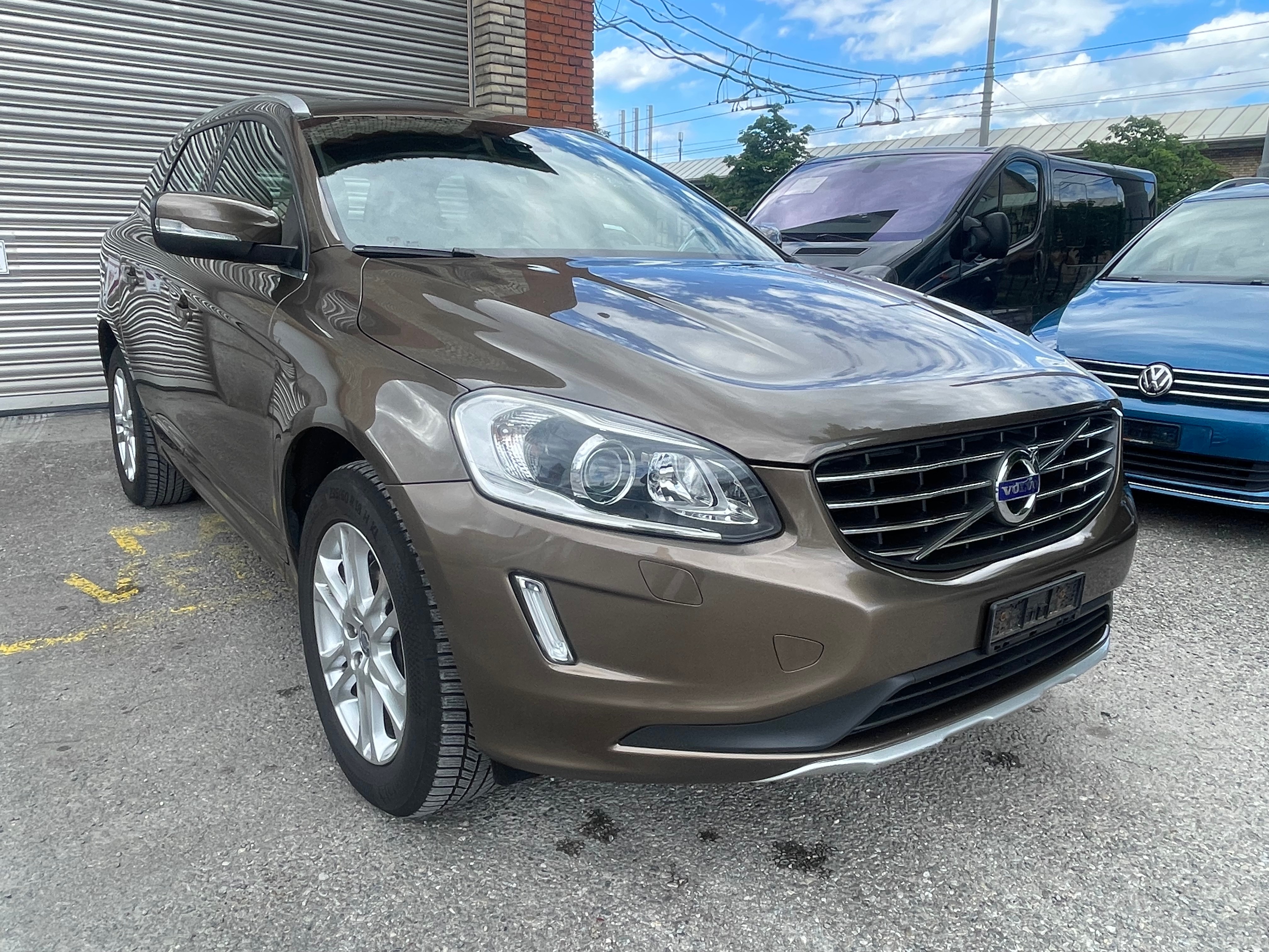 VOLVO XC60 T5 Momentum Powershift