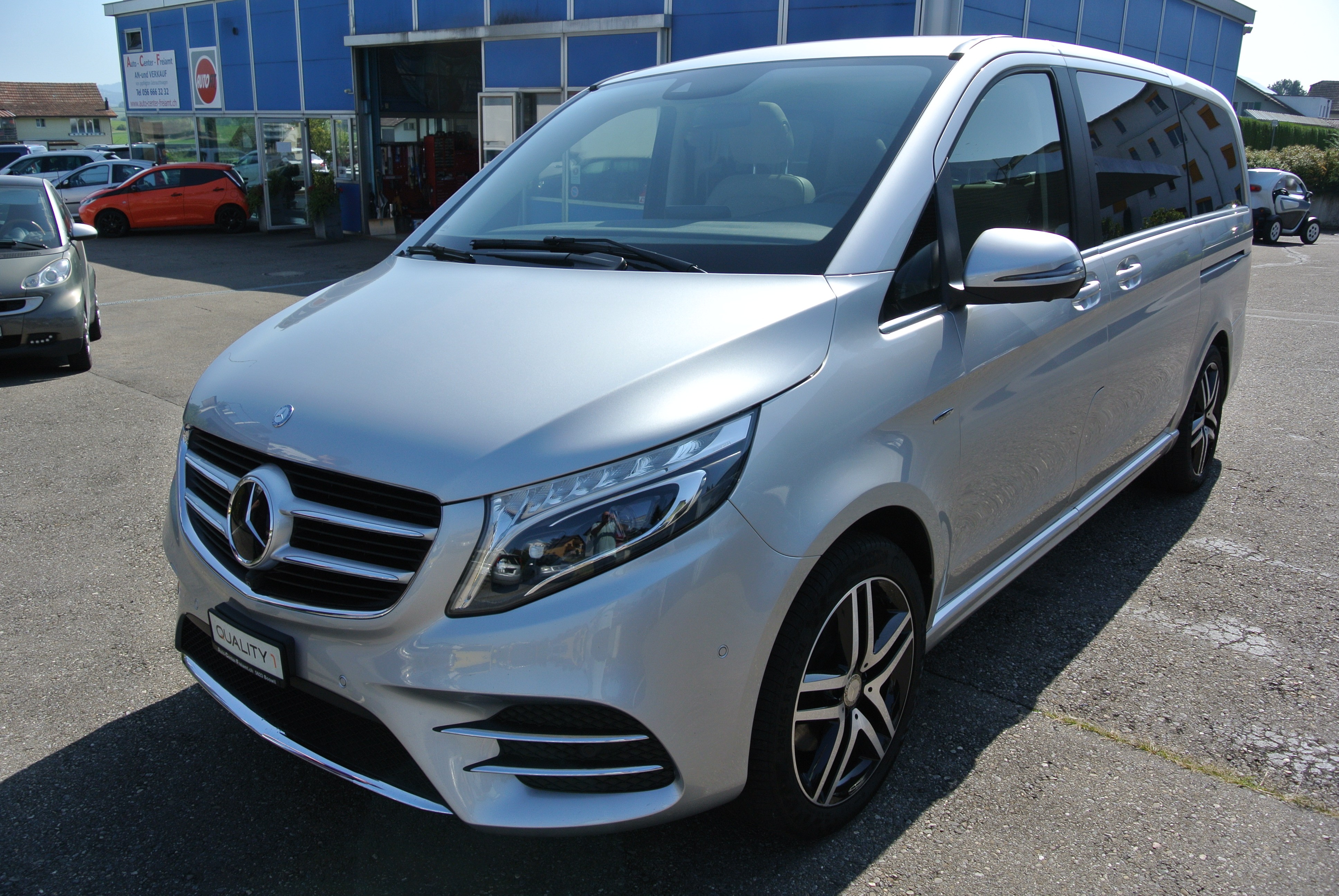 MERCEDES-BENZ V 250 d Avantgarde lang 4Matic 7G-Tronic, AMG Line