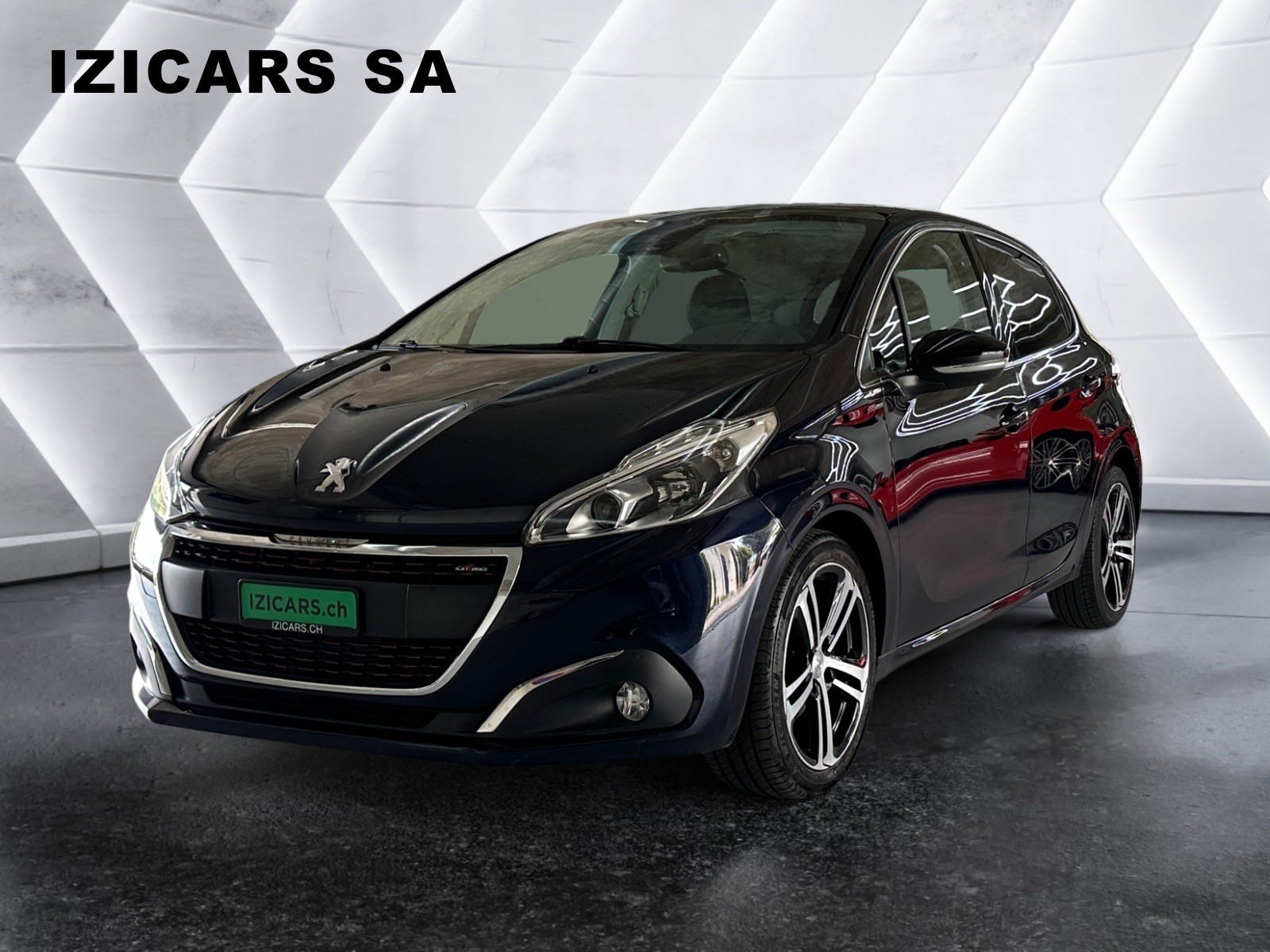 PEUGEOT 208 1.2 PureTech GT Line / Toit en verre panoramique / Intérieur semi cuir / Reg vitesse / Roues hiver inclus