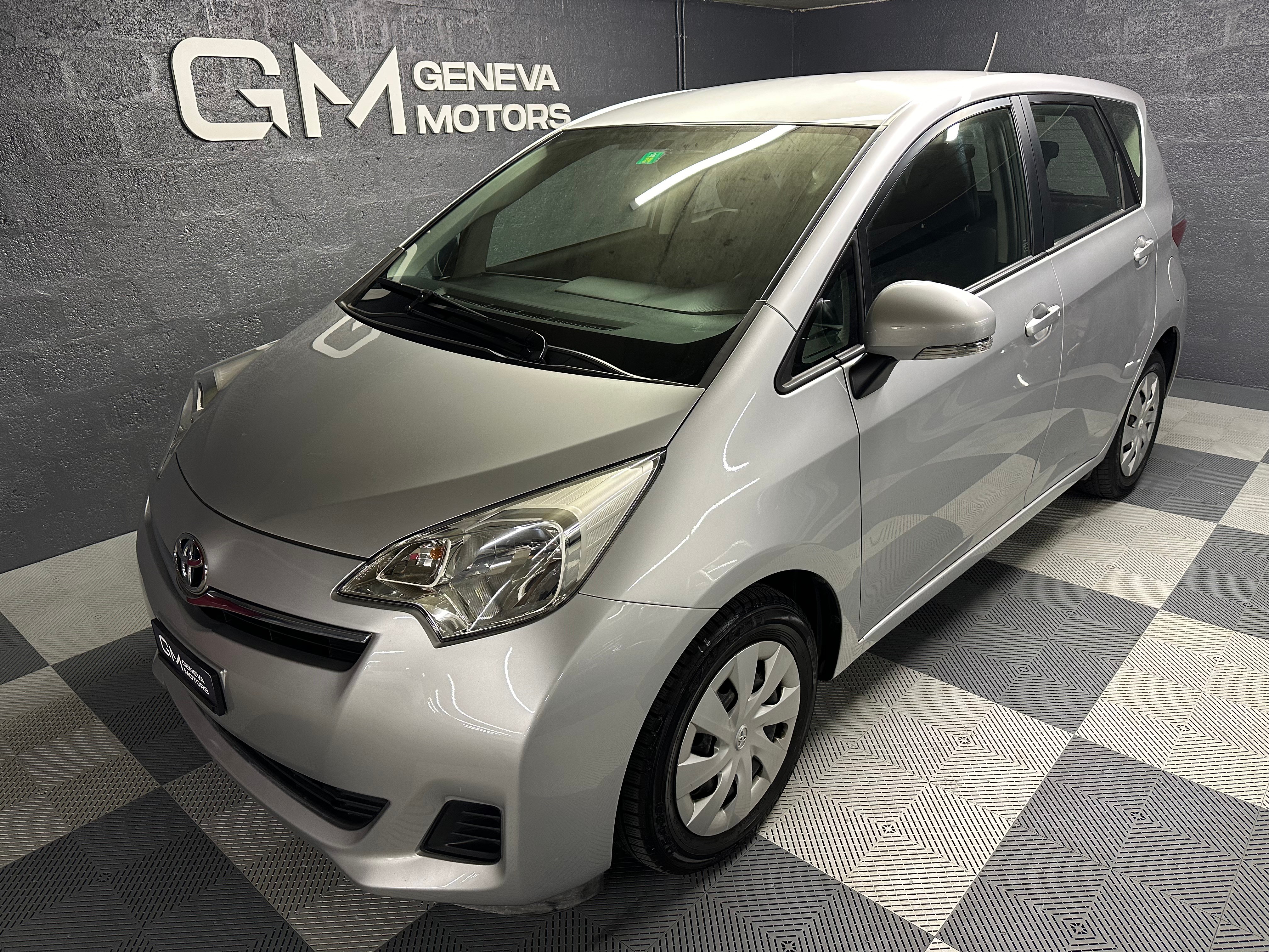 TOYOTA Verso-S 1.33 Linea Terra Multidrive S