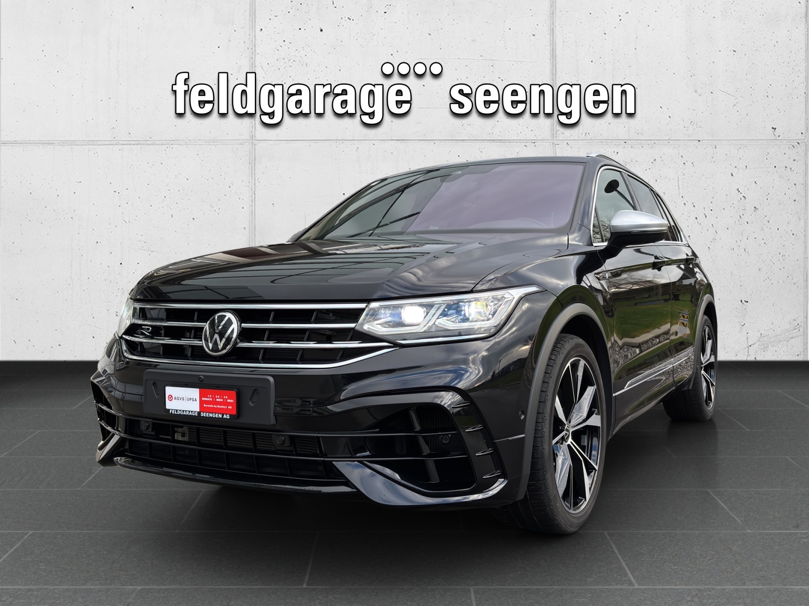 VW Tiguan 2.0TSI R 4Motion DSG mit AHK & Leder