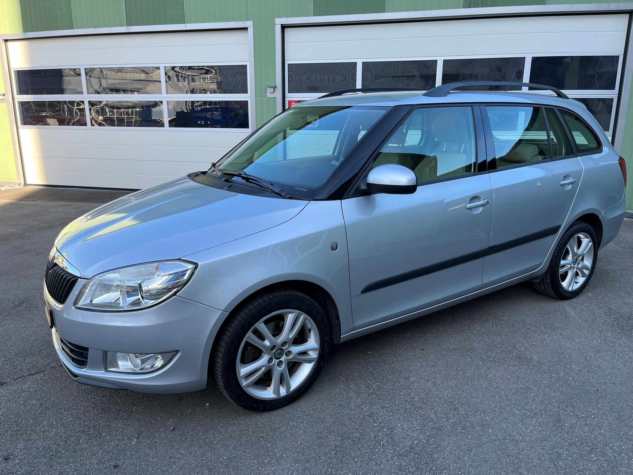 SKODA Fabia 1.2 TSI Elegance DSG