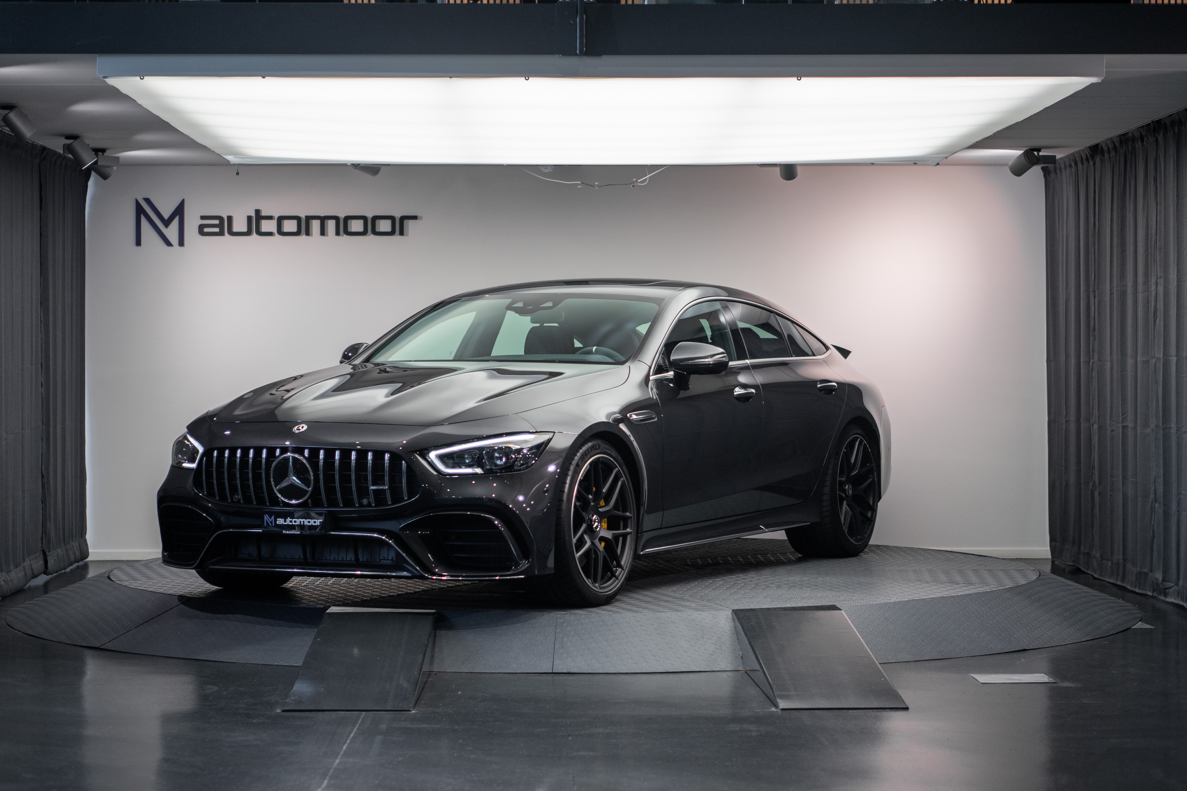 MERCEDES-BENZ AMG GT 4 63 S 4Matic+ Speedshift MCT *CH-Fahrzeug* *Schiebedach* *Carbon*