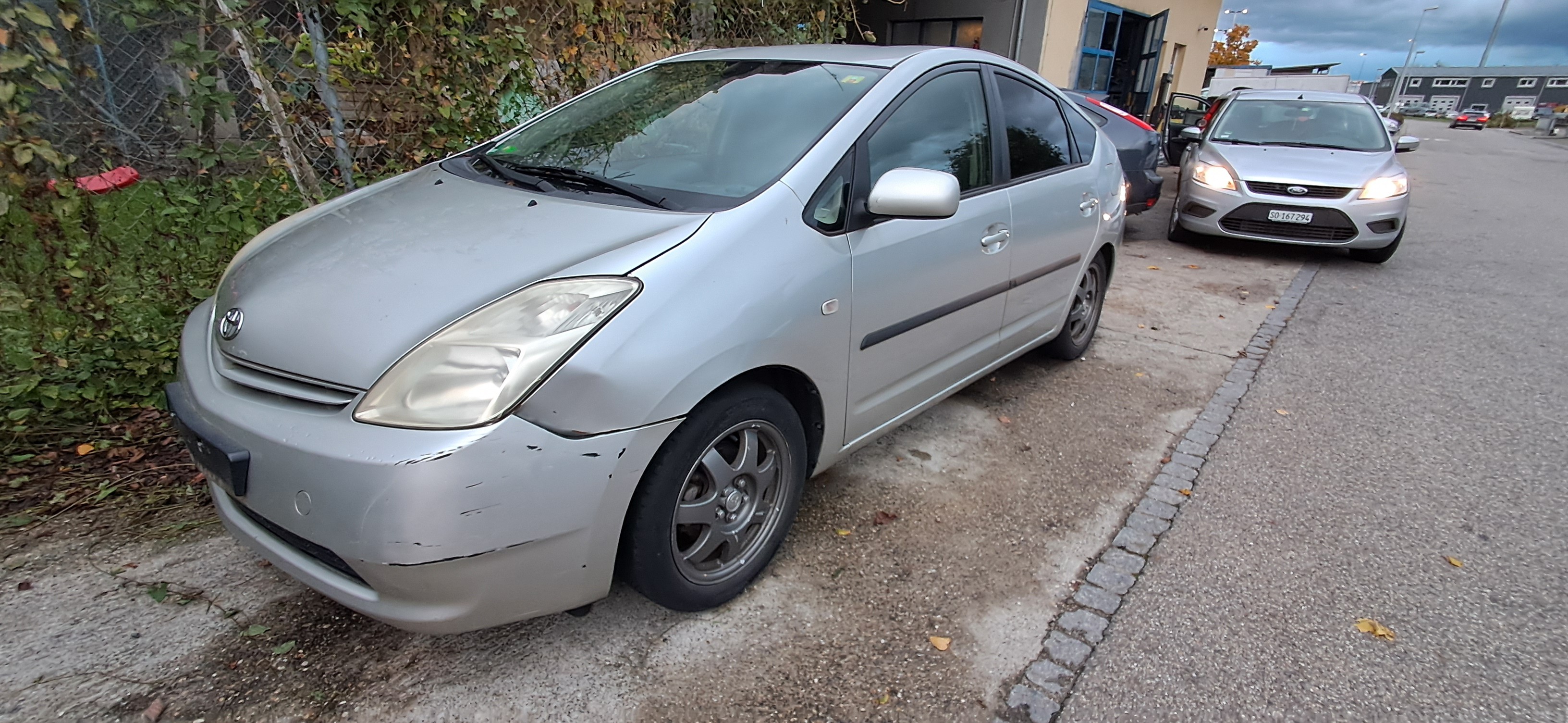 TOYOTA Prius 1.5 16V Hybrid