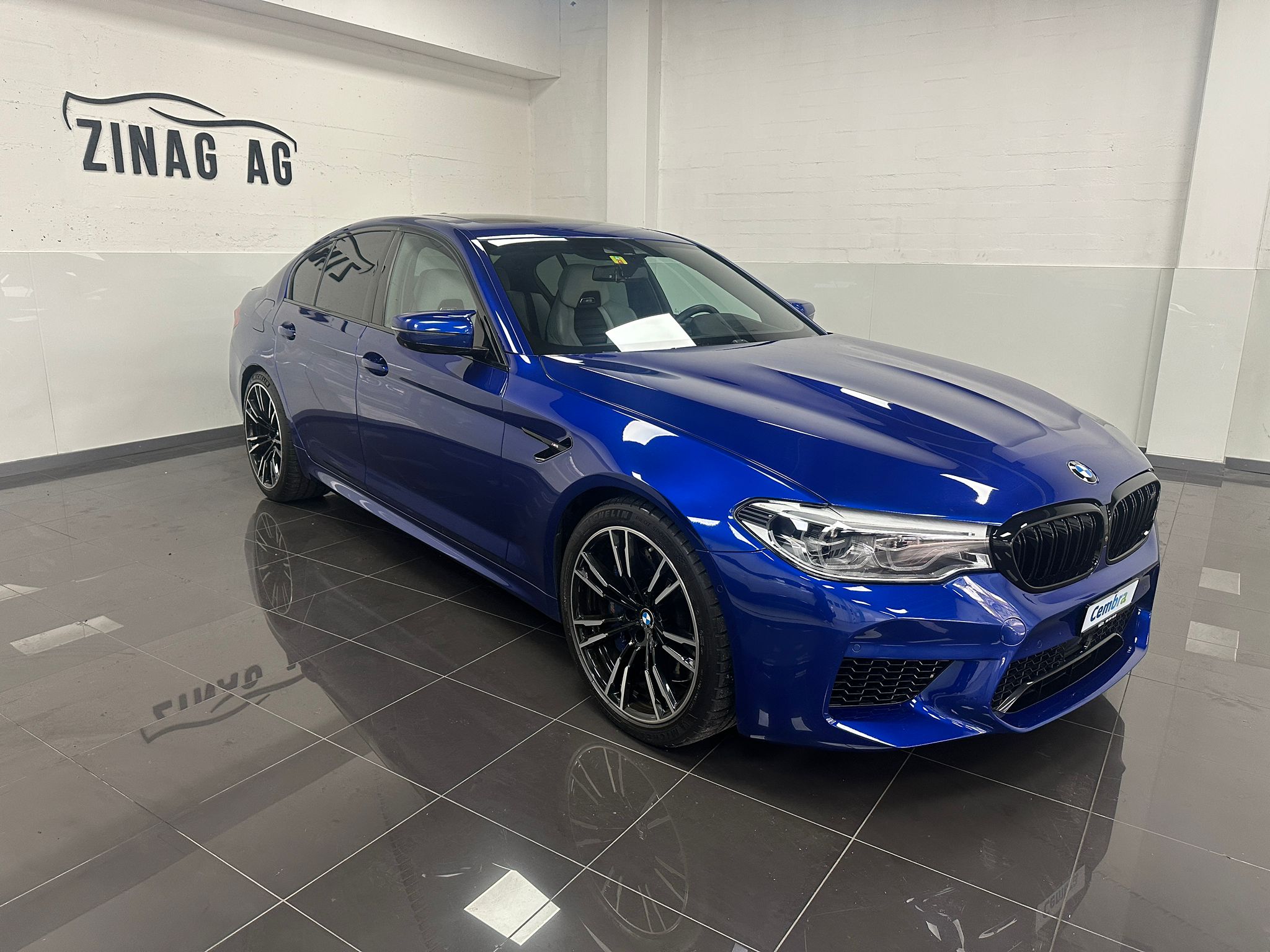 BMW M5 xDrive Drivelogic