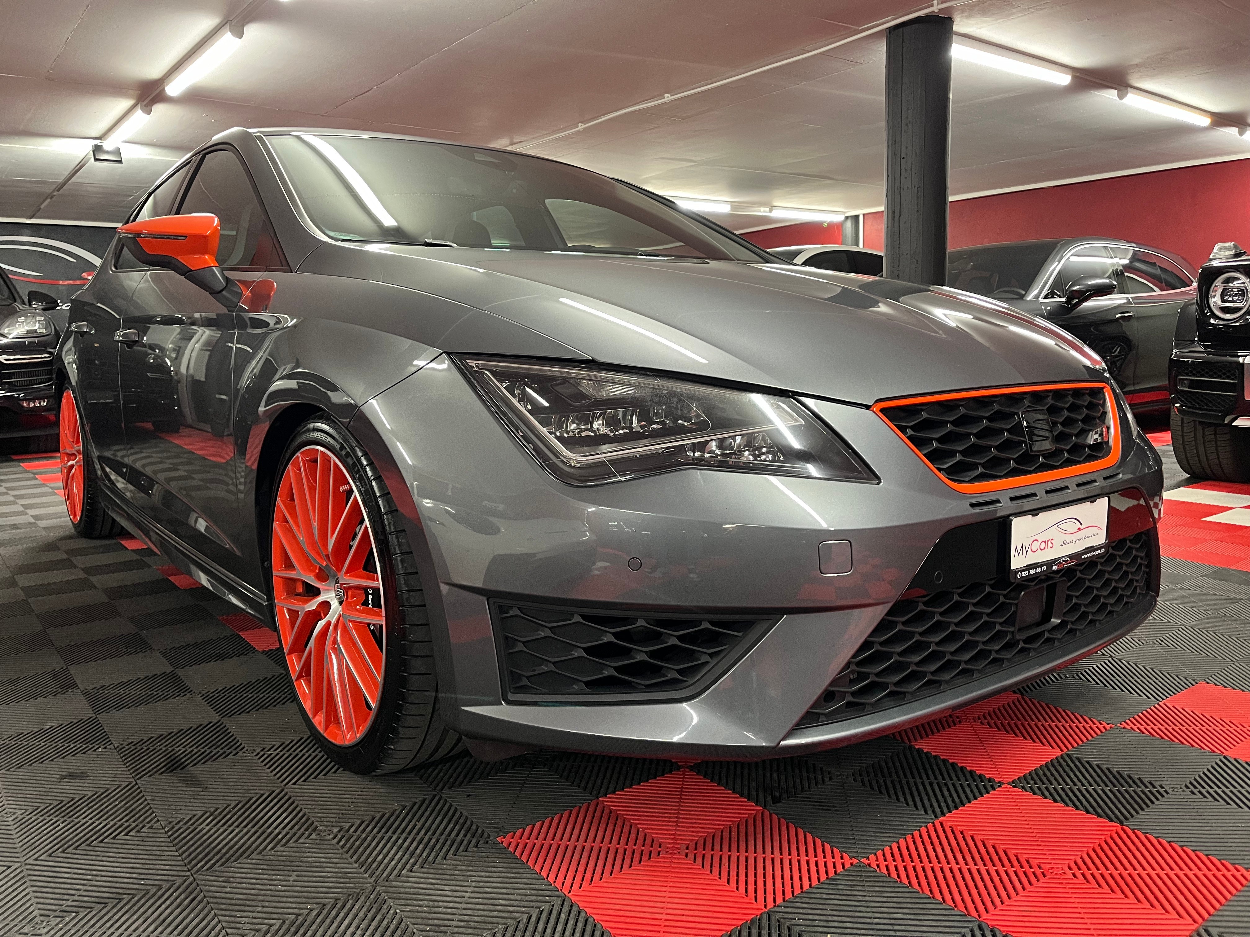 SEAT Leon 2.0 TSI Cupra 290 DSG