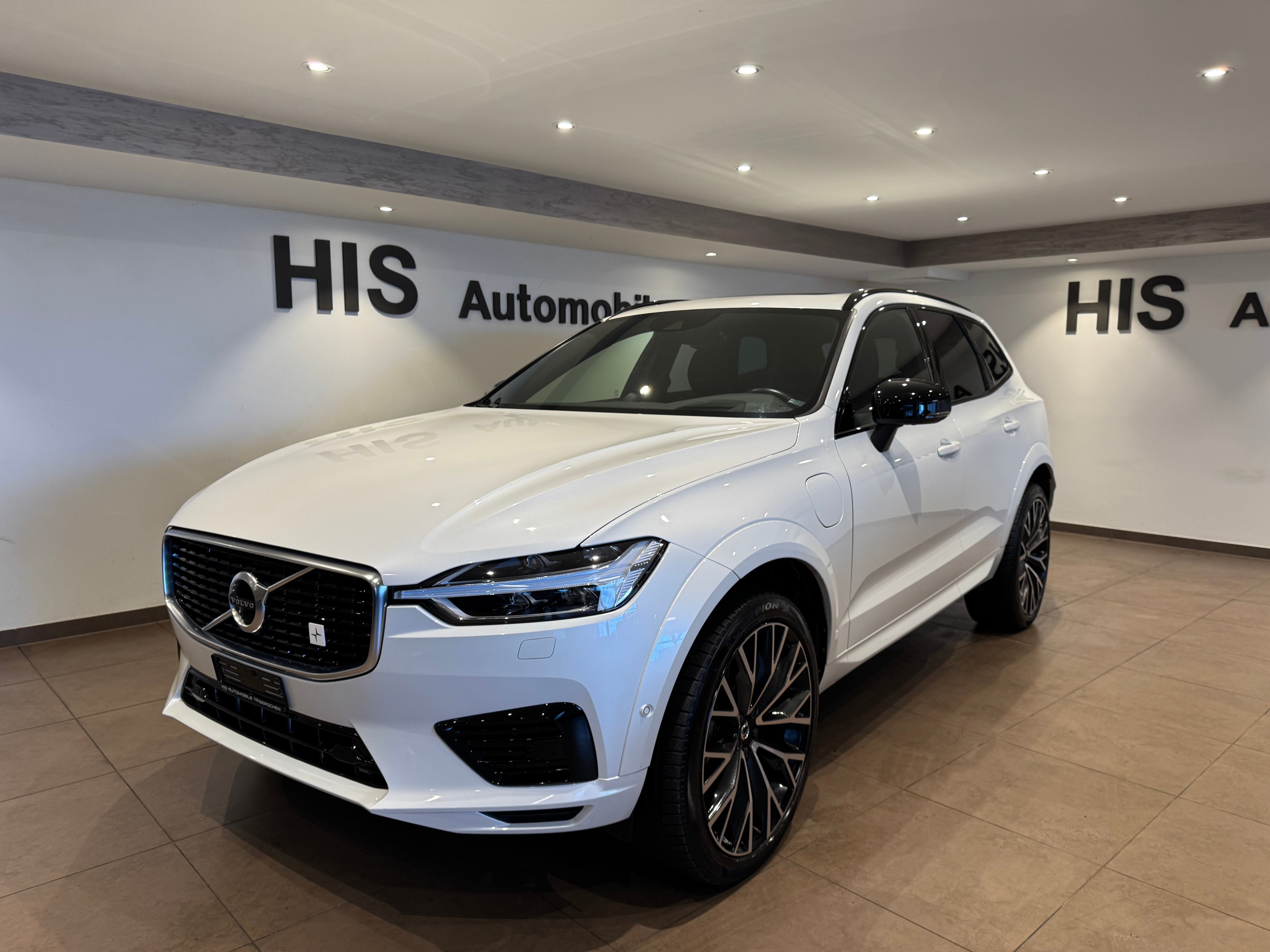 VOLVO XC60 2.0 T8 TE R-Design eAWD