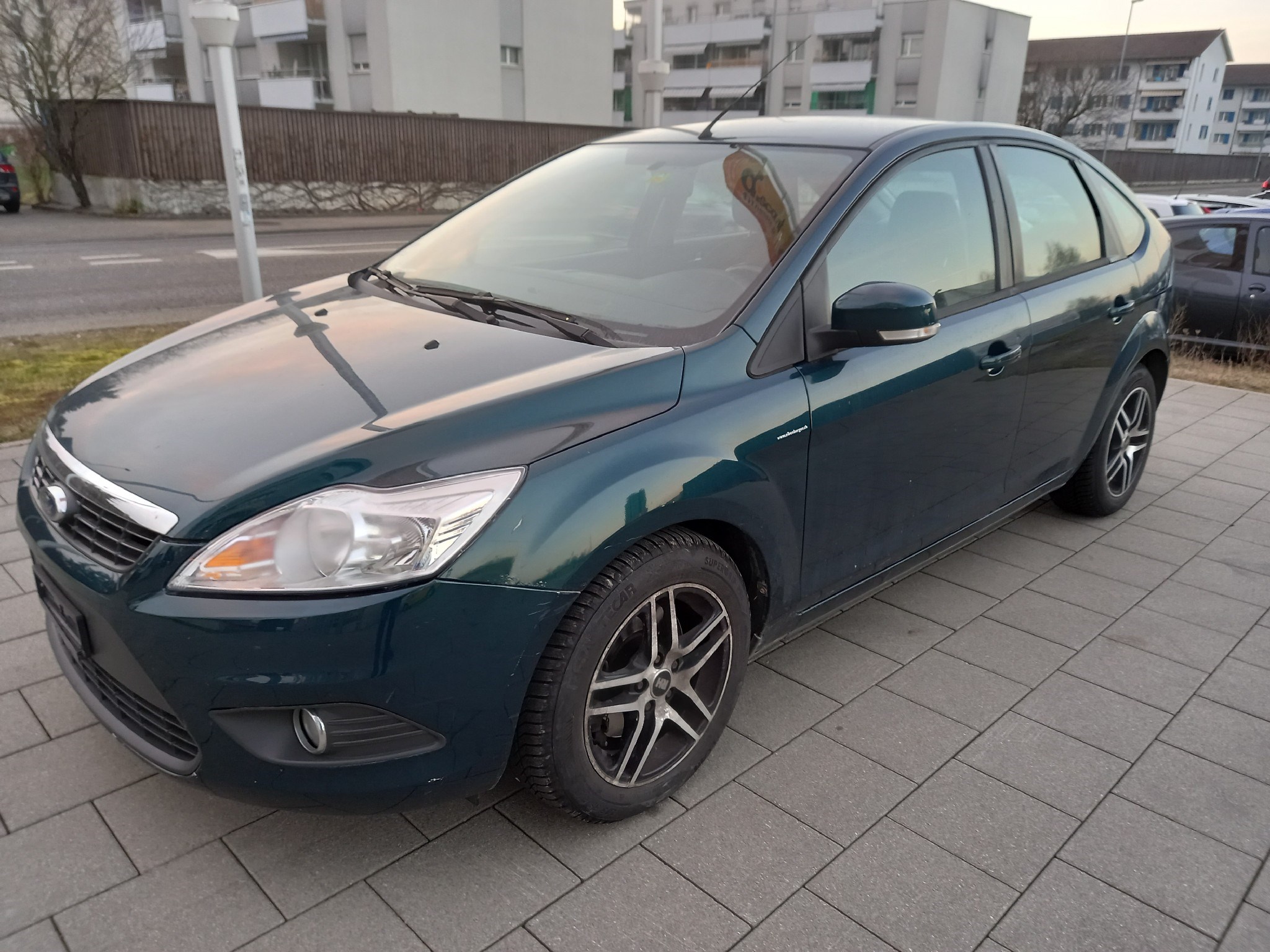 FORD Focus 2.0i Carving Automatic