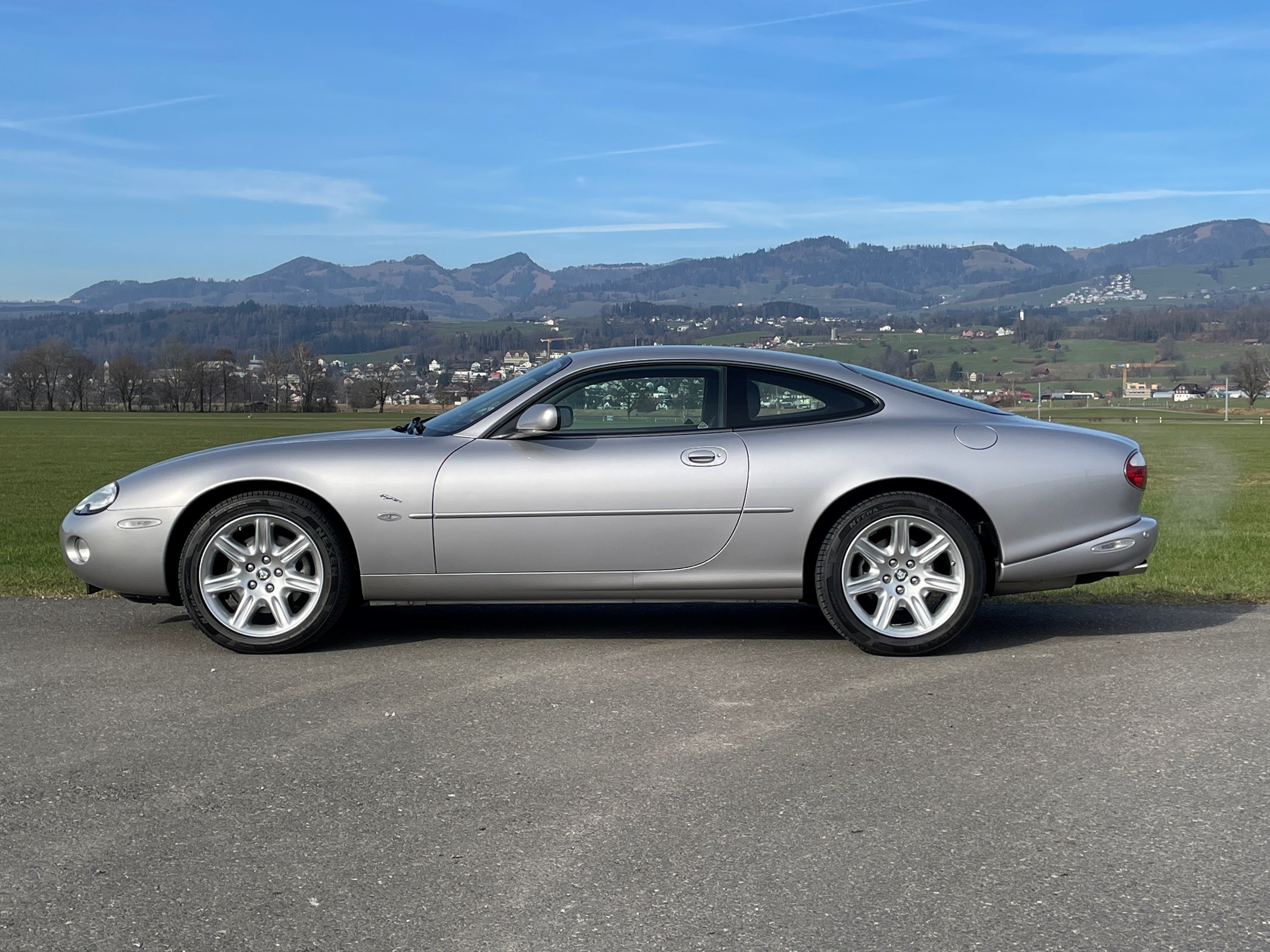 JAGUAR XK 8 Coupé