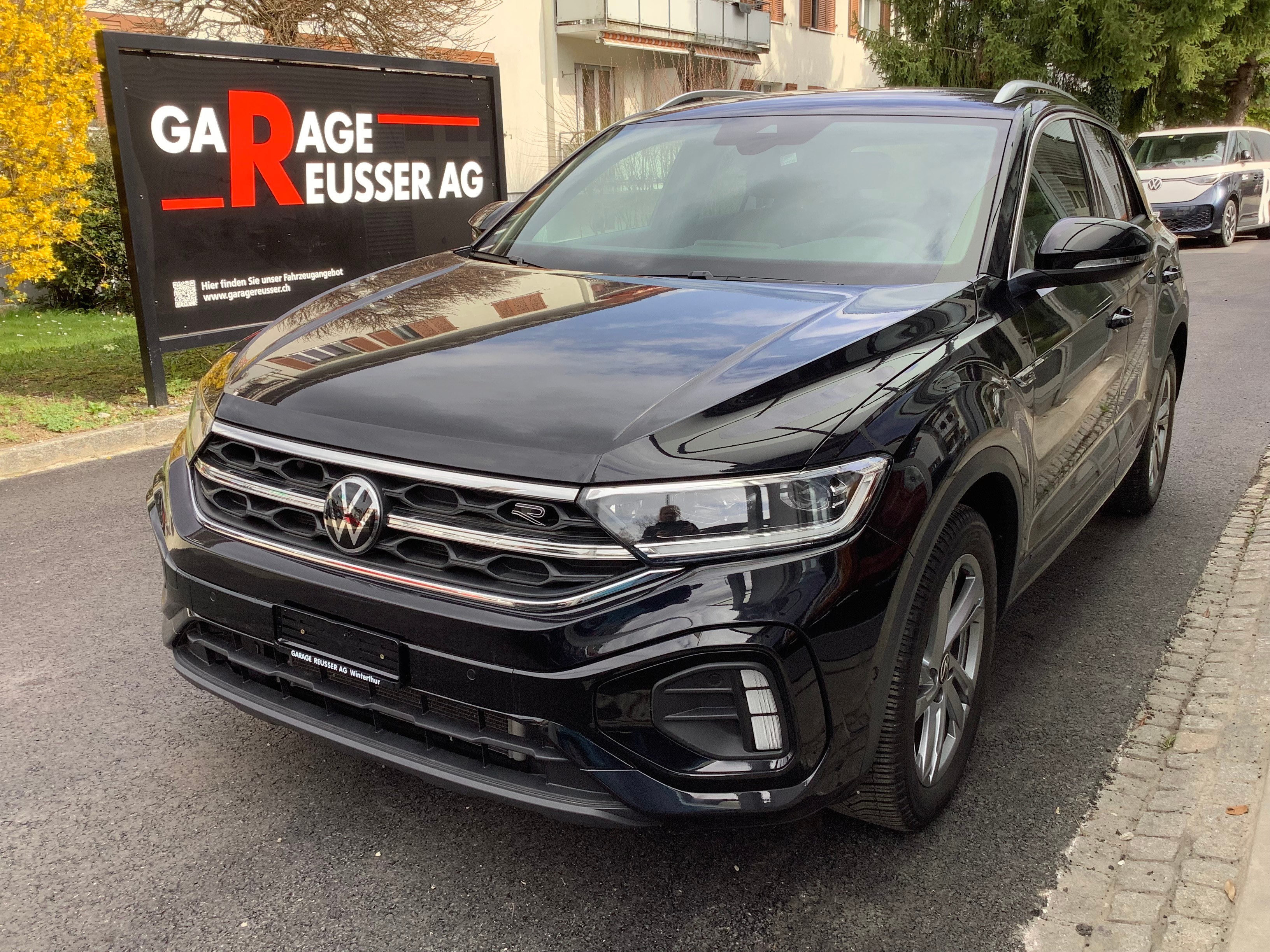 VW T-ROC 2.0 TSI R-LINE DSG 4MOTION ***ANHÄNGEKUPPLUNG***