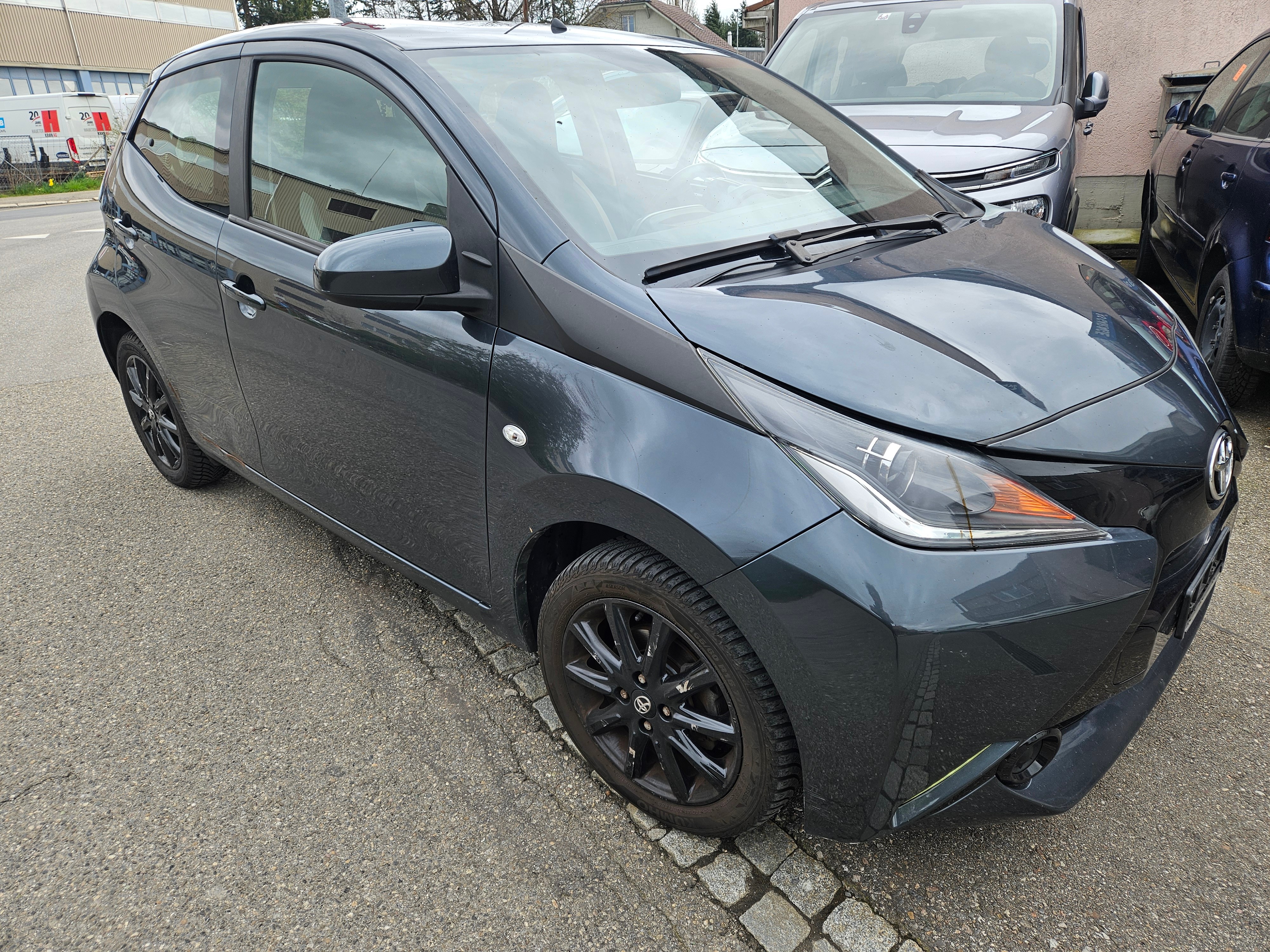 TOYOTA Aygo 1.0 VVT-i Trend