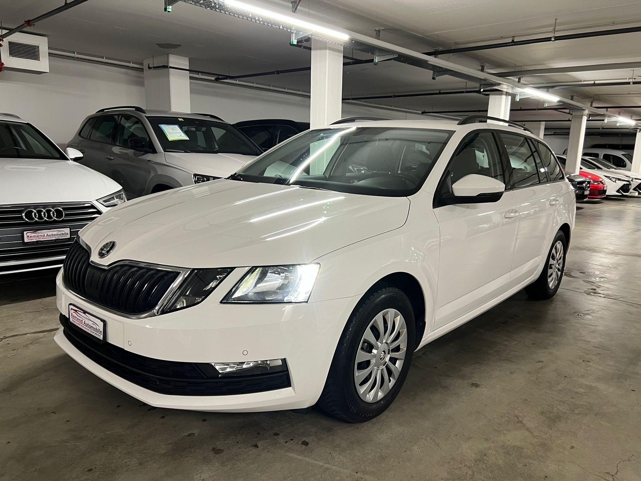 SKODA Octavia Combi 1.6 TDI Ambition DSG