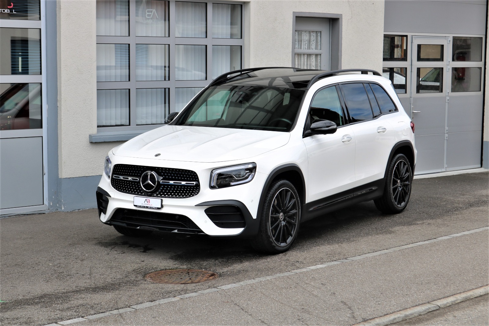 MERCEDES-BENZ GLB 250 4Matic Style 8G-Tronic