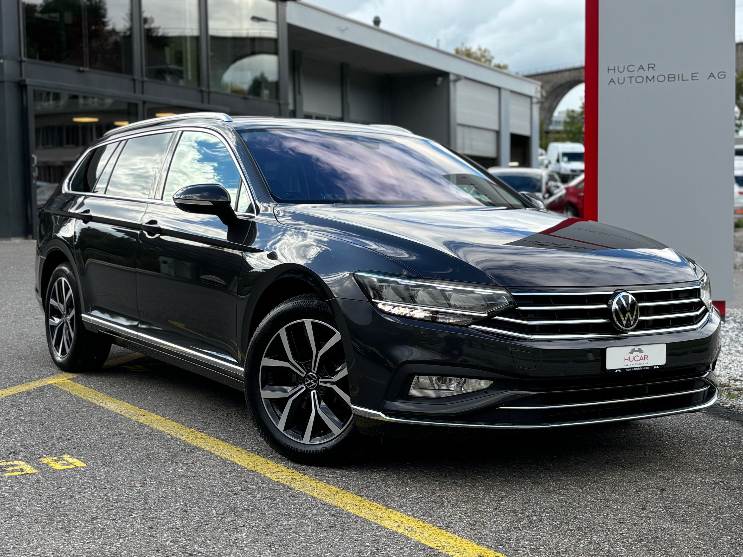 VW Passat Var. 2.0TDI DSG Elegance 4Motion