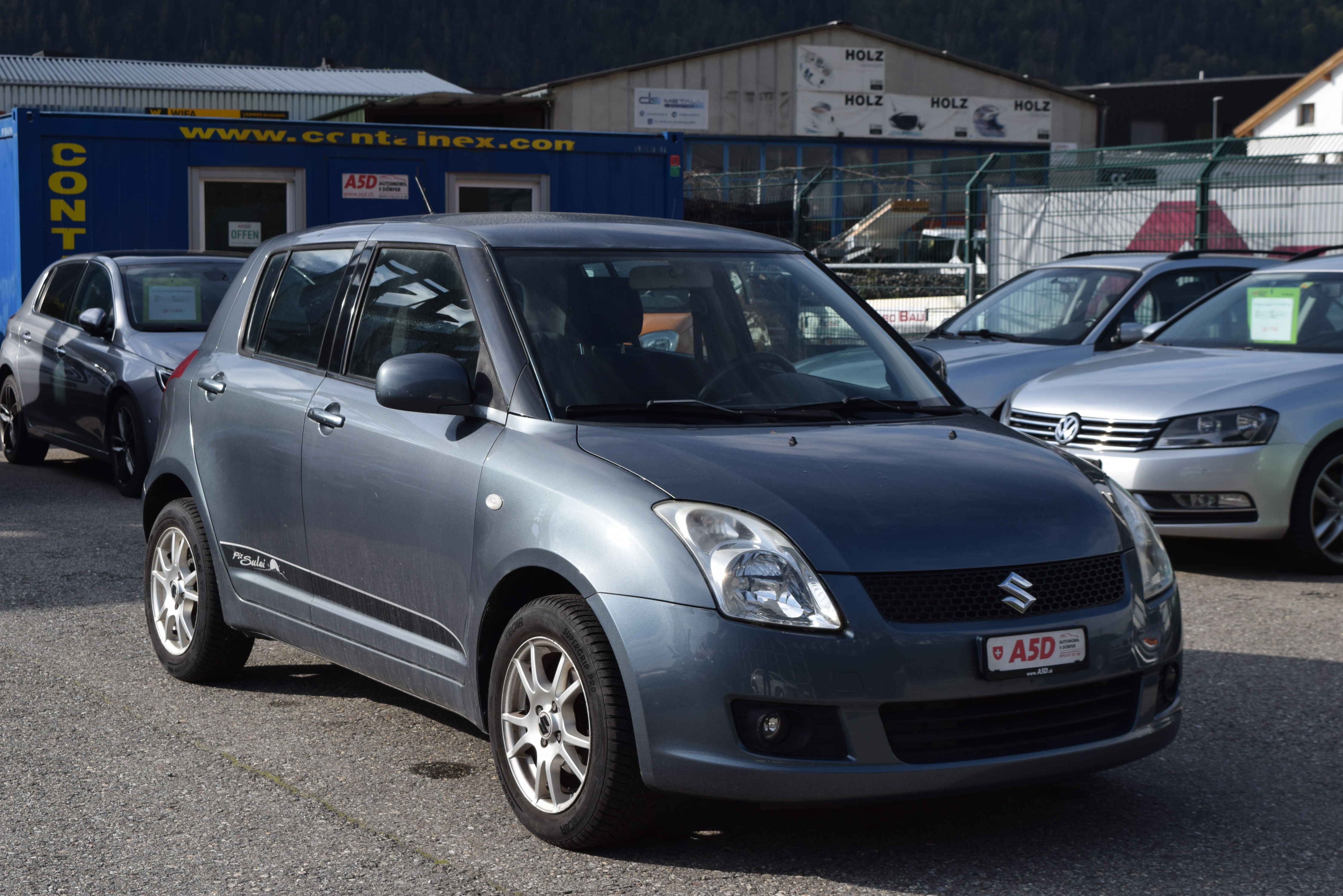 SUZUKI Swift 1.3i 16V GL Top Piz Sulai LE 4x4