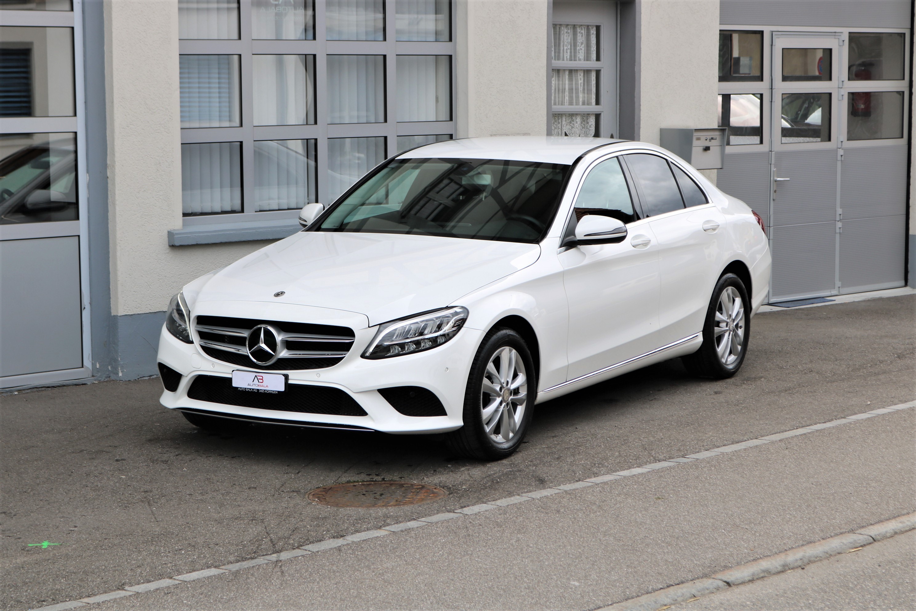 MERCEDES-BENZ C 200 Swiss Star Avantgarde 4Matic 9G-Tronic (CH)