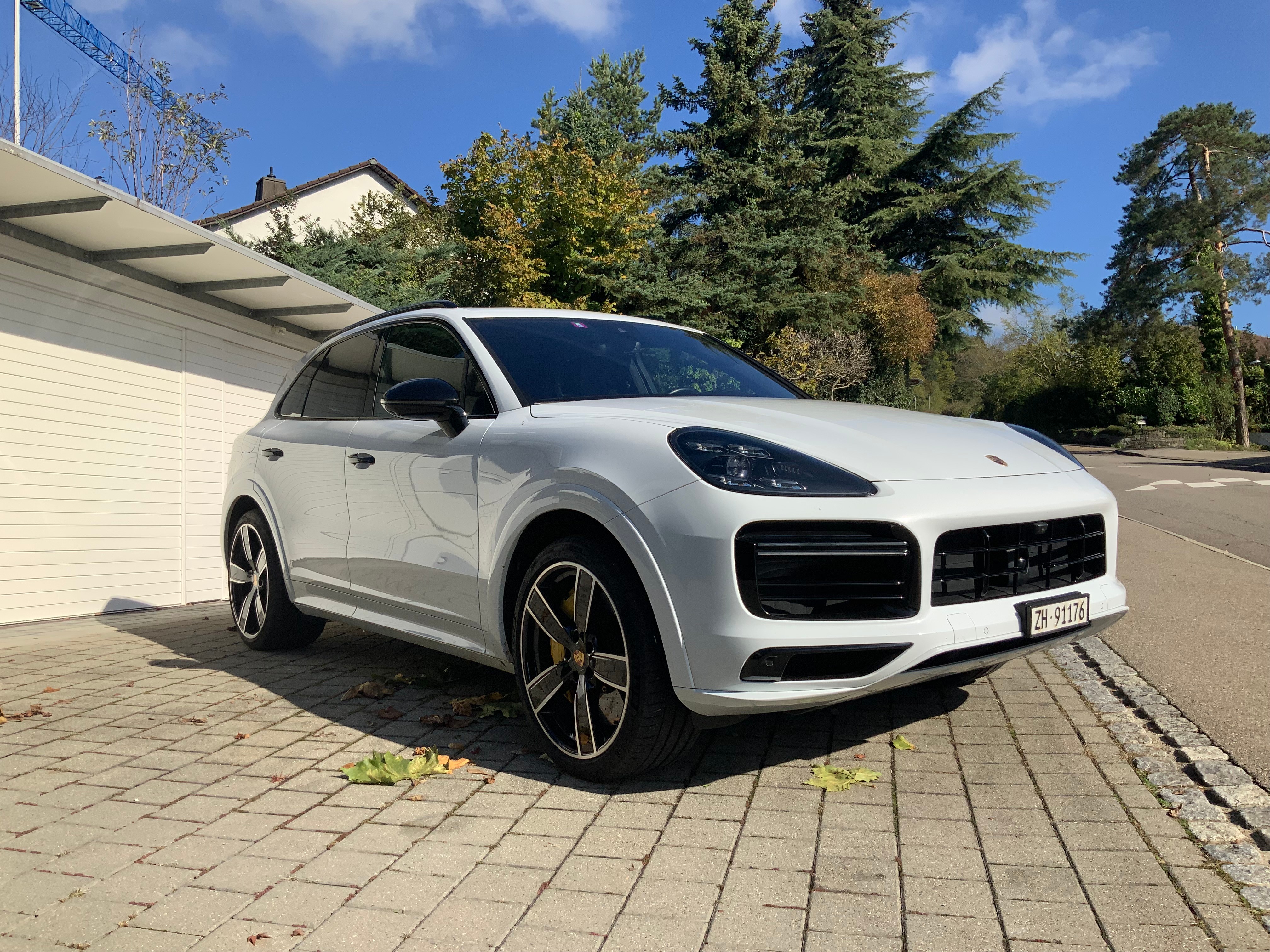 PORSCHE Cayenne Turbo S E-Hybrid