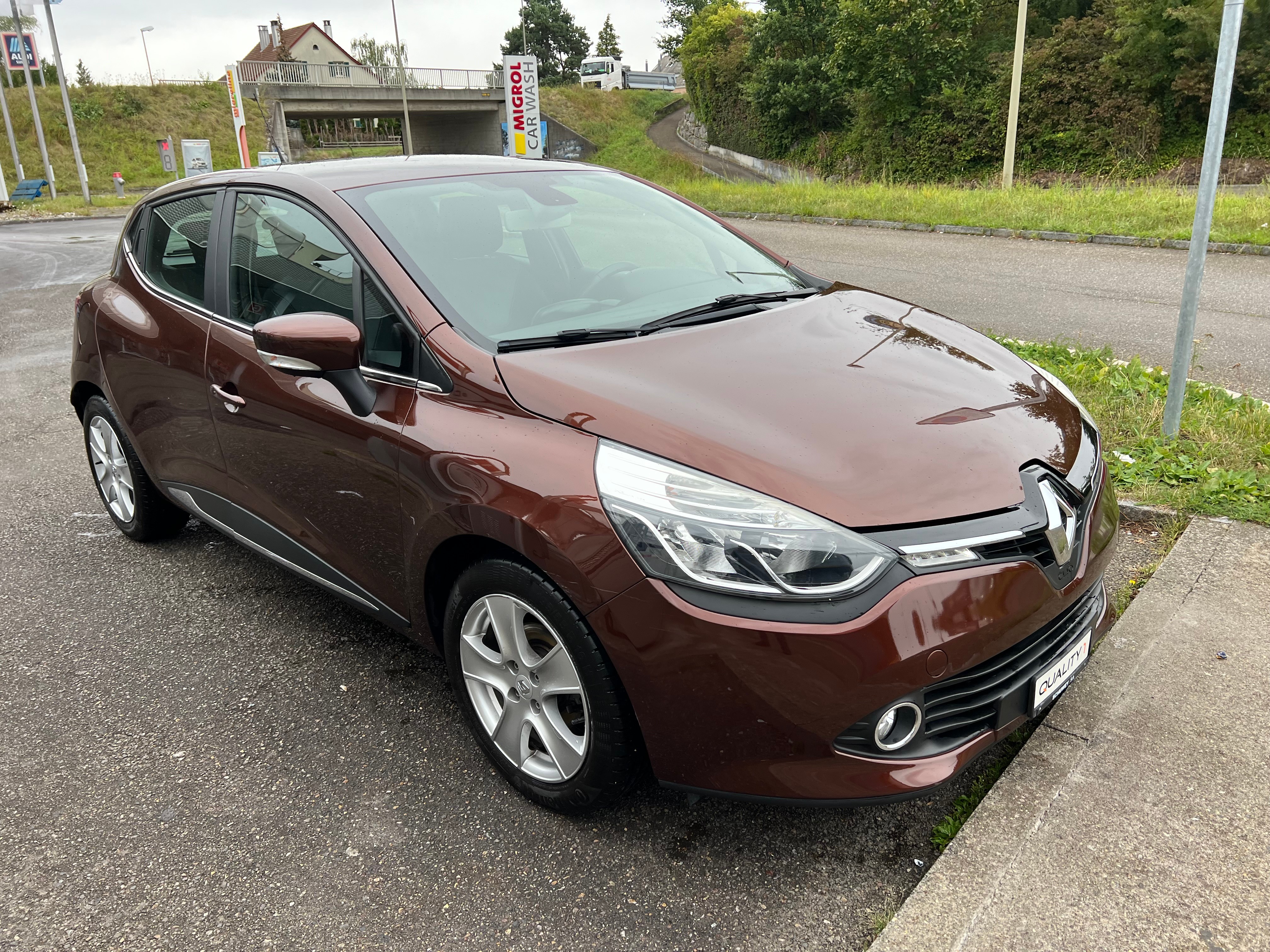 RENAULT Clio 0.9 12V Expression