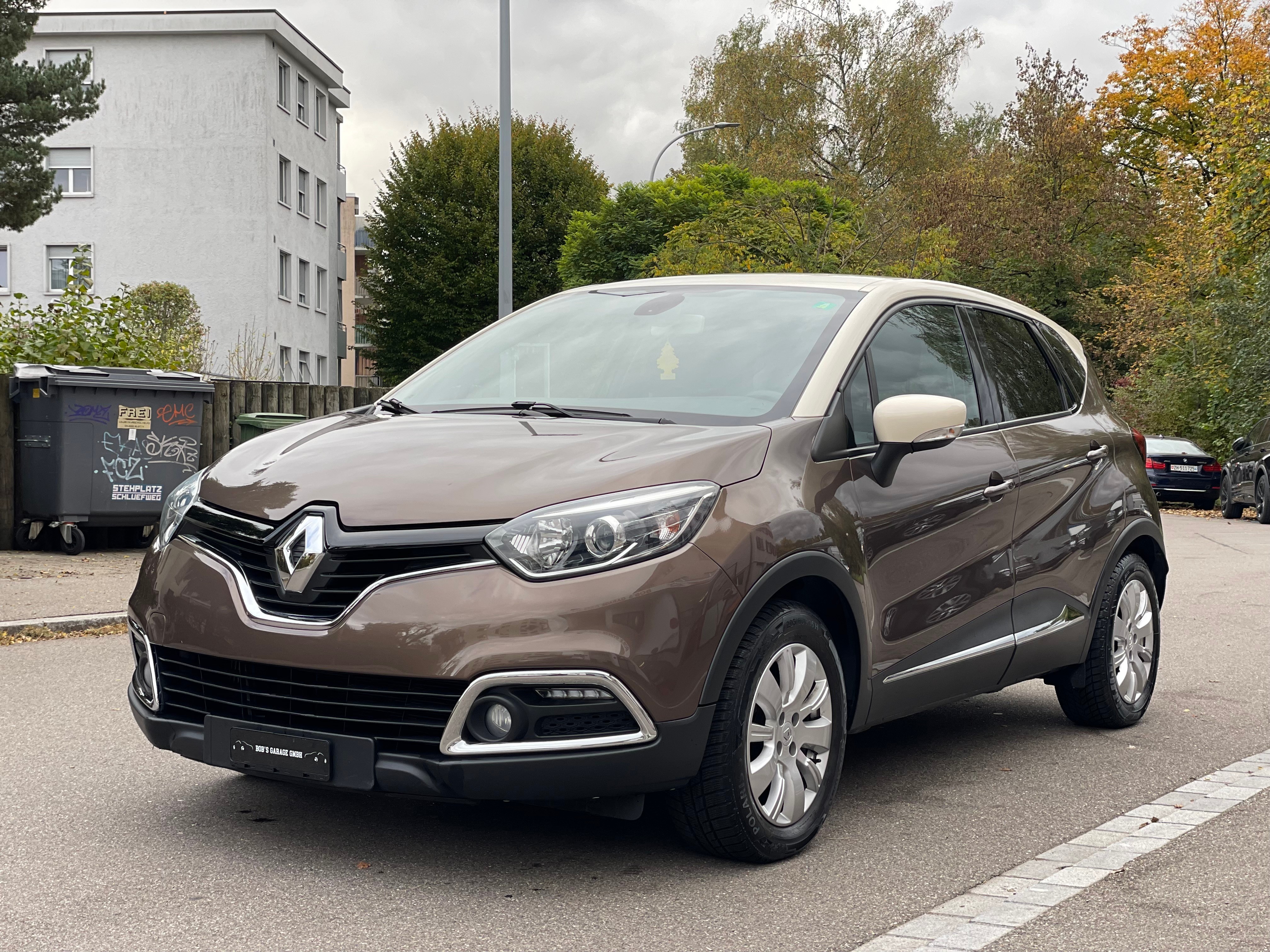 RENAULT Captur 1.2 T 16V Privilège EDC