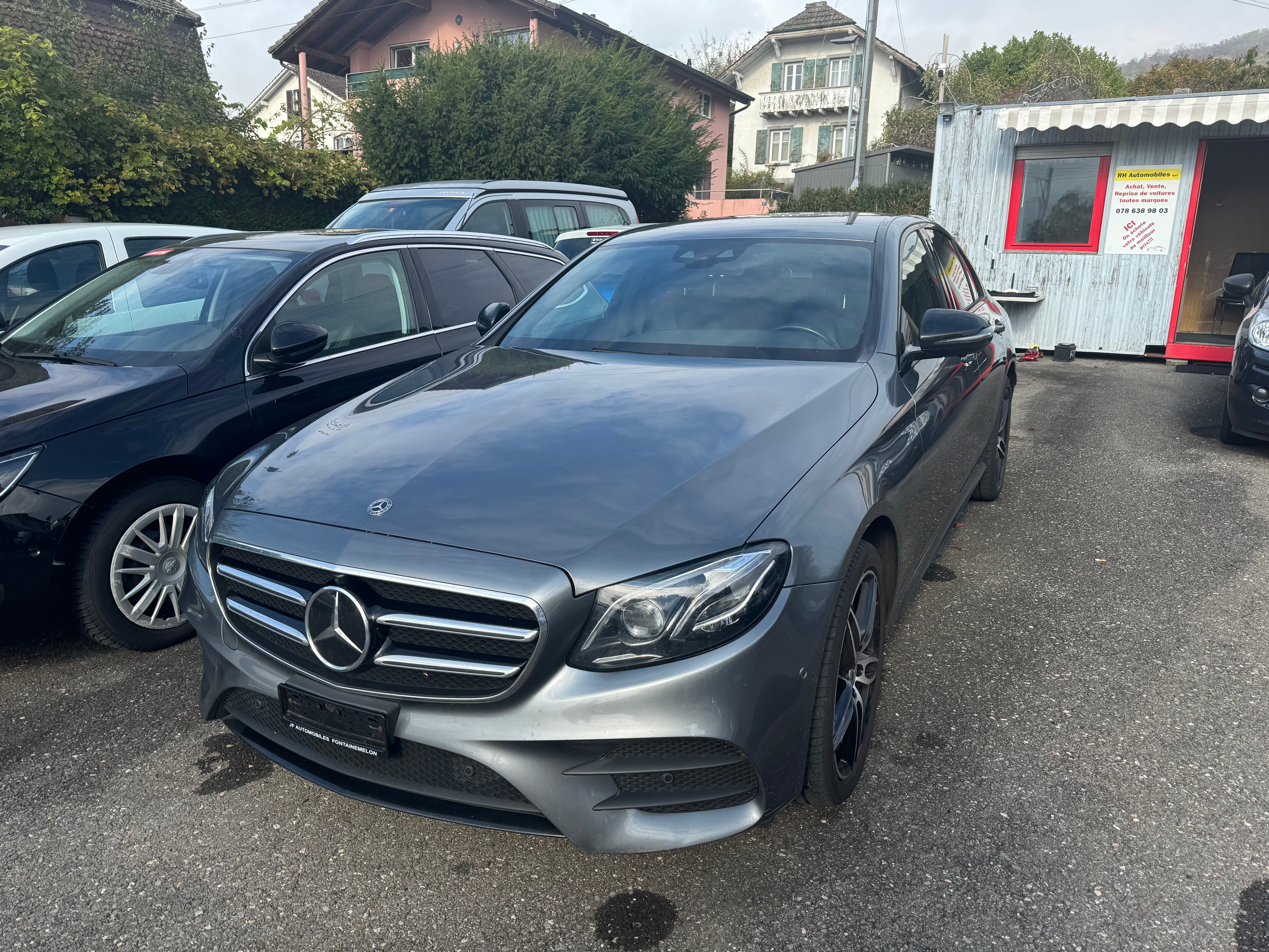 MERCEDES-BENZ E 200 AMG Line 4Matic 9G-Tronic