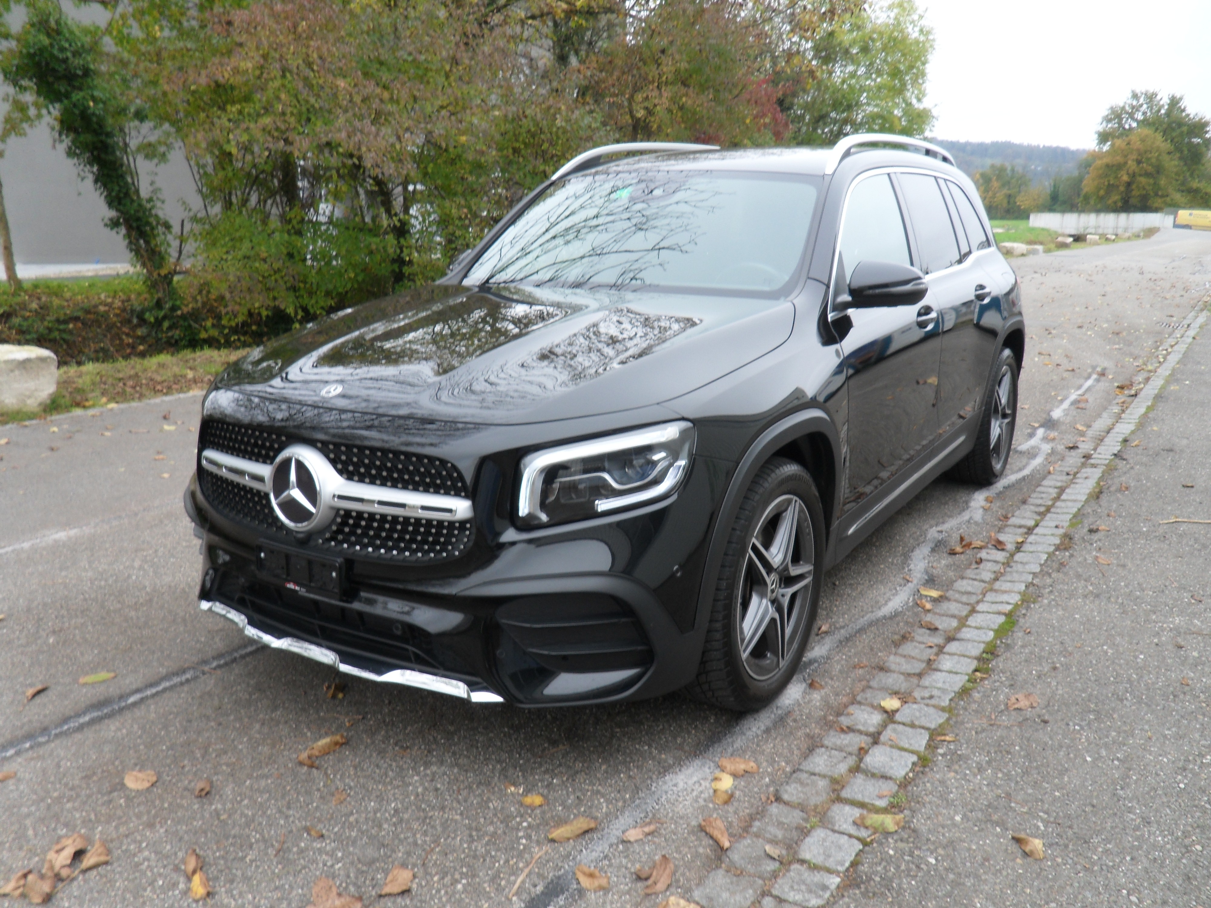 MERCEDES-BENZ GLB 250 4Matic AMG Line 8G-Tronic