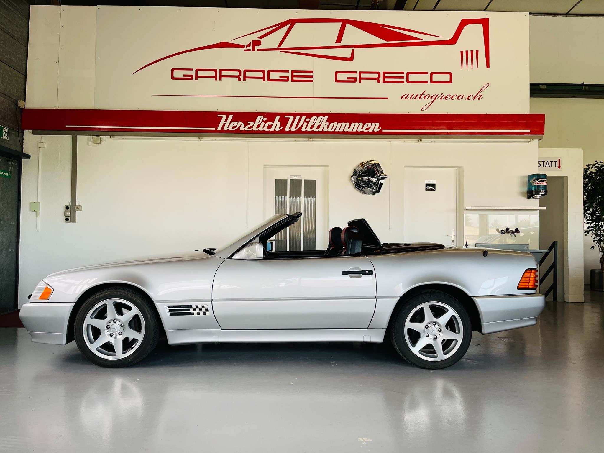 MERCEDES-BENZ SL 320 Special Edition 