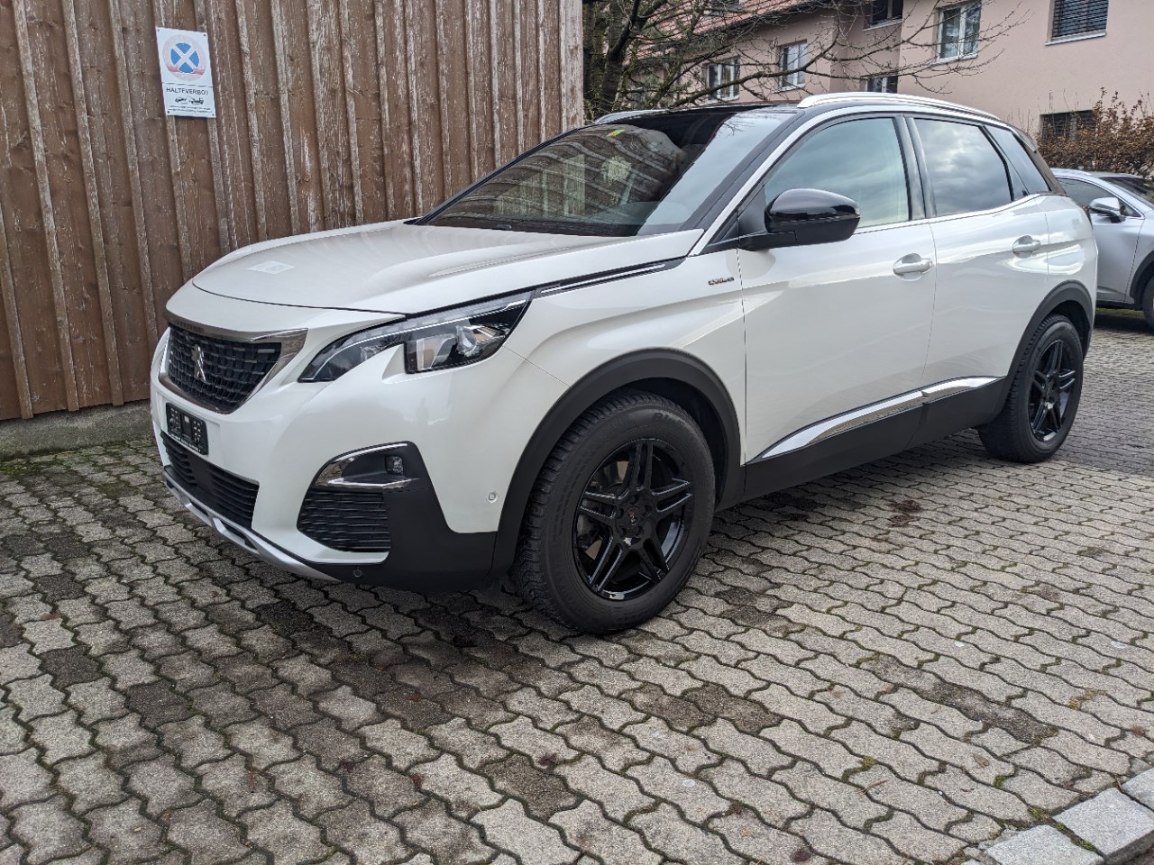 PEUGEOT 3008 1.5 BlueHDi GT Line EAT