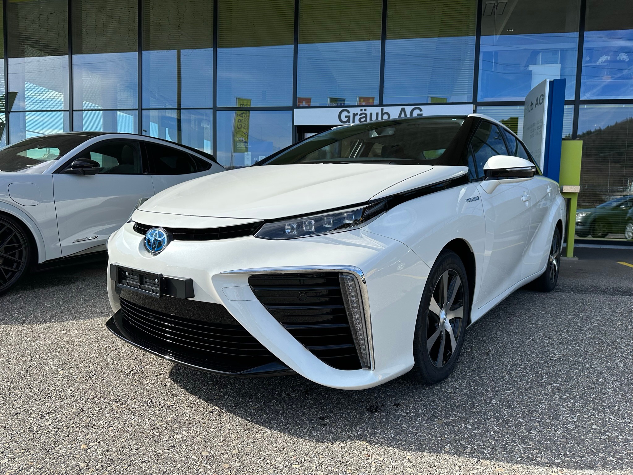 TOYOTA Mirai Fuel cell Premium