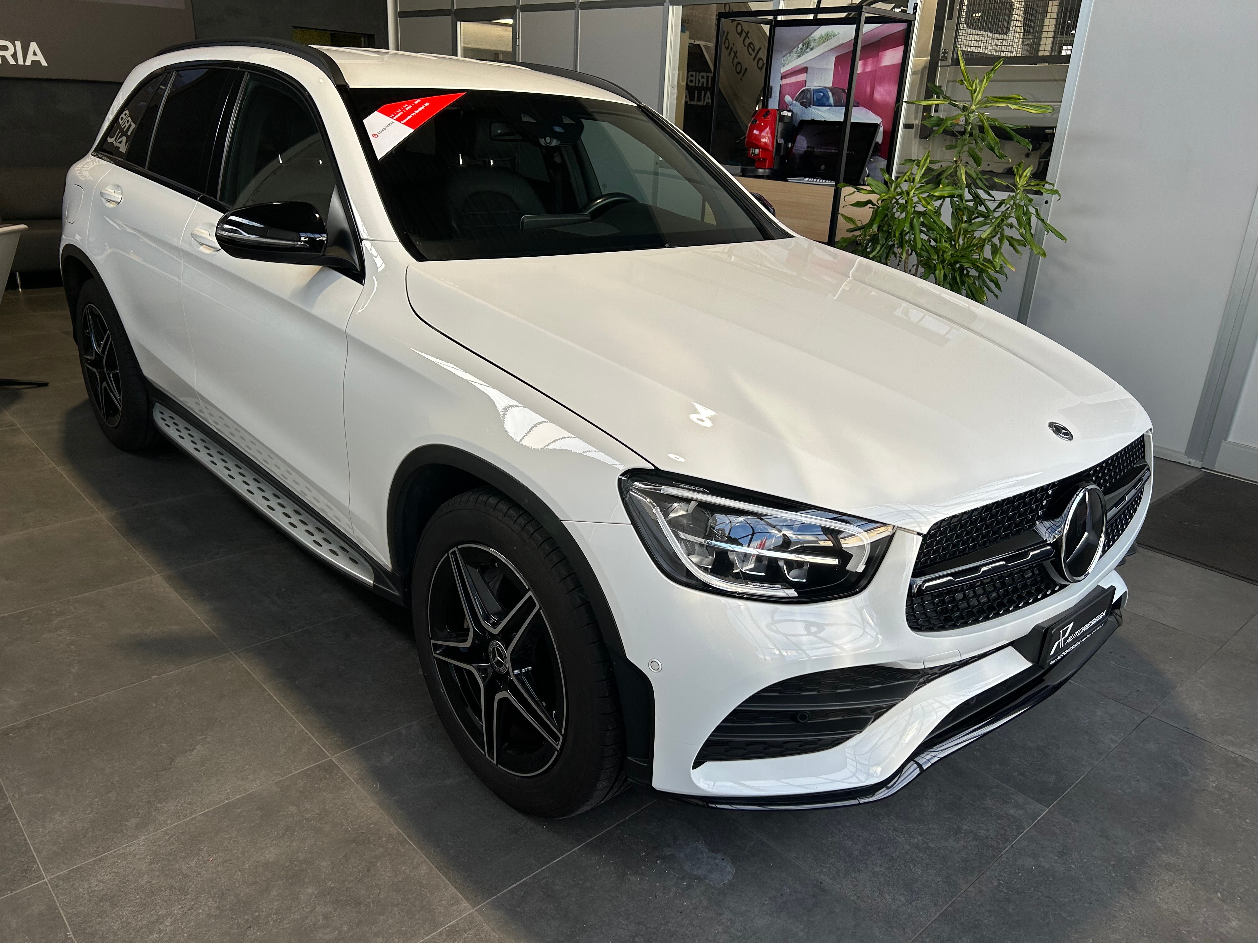 MERCEDES-BENZ GLC 220 d AMG Line 4Matic 9G-Tronic