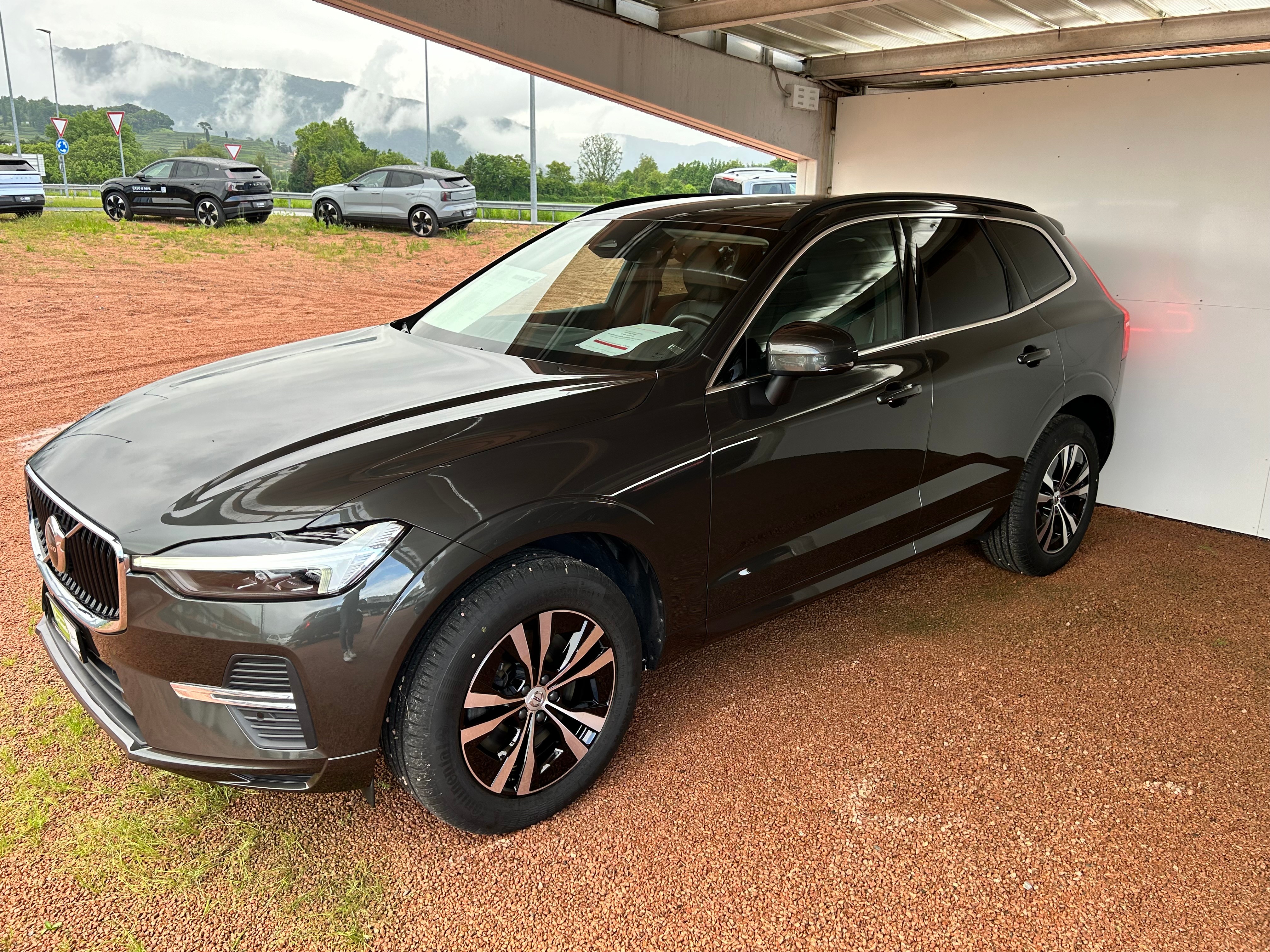 VOLVO XC60 B4 Diesel Mild Hybrid AWD Momentum Geartronic