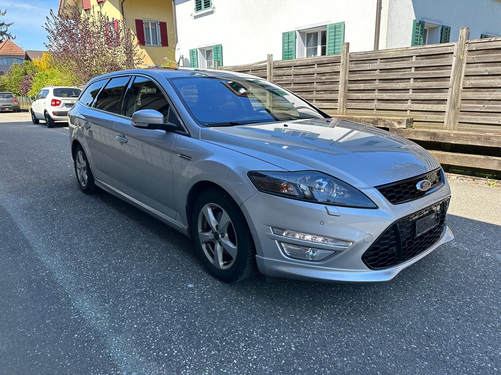 FORD Mondeo 2.0 EcoBoost SCTi TitaniumS PowerShift