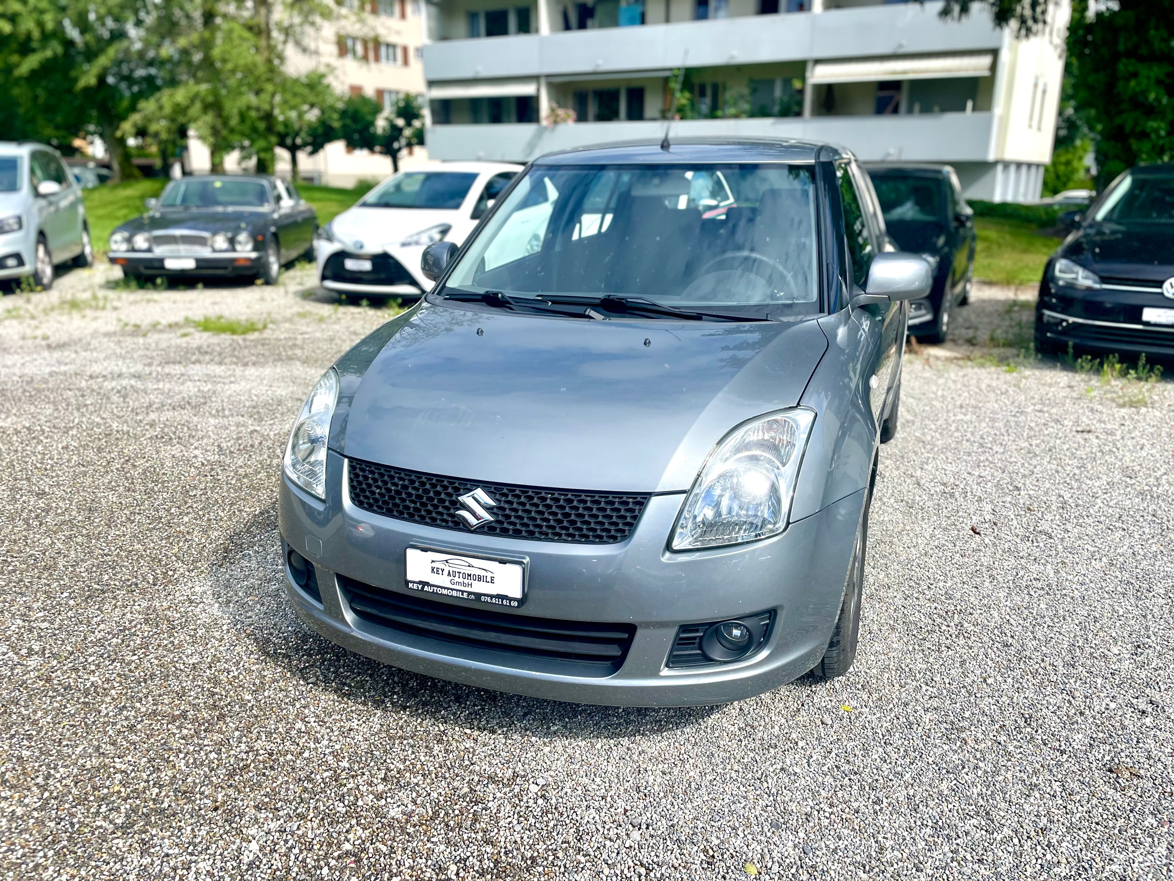 SUZUKI Swift 1.5i 16V VVT GL Top